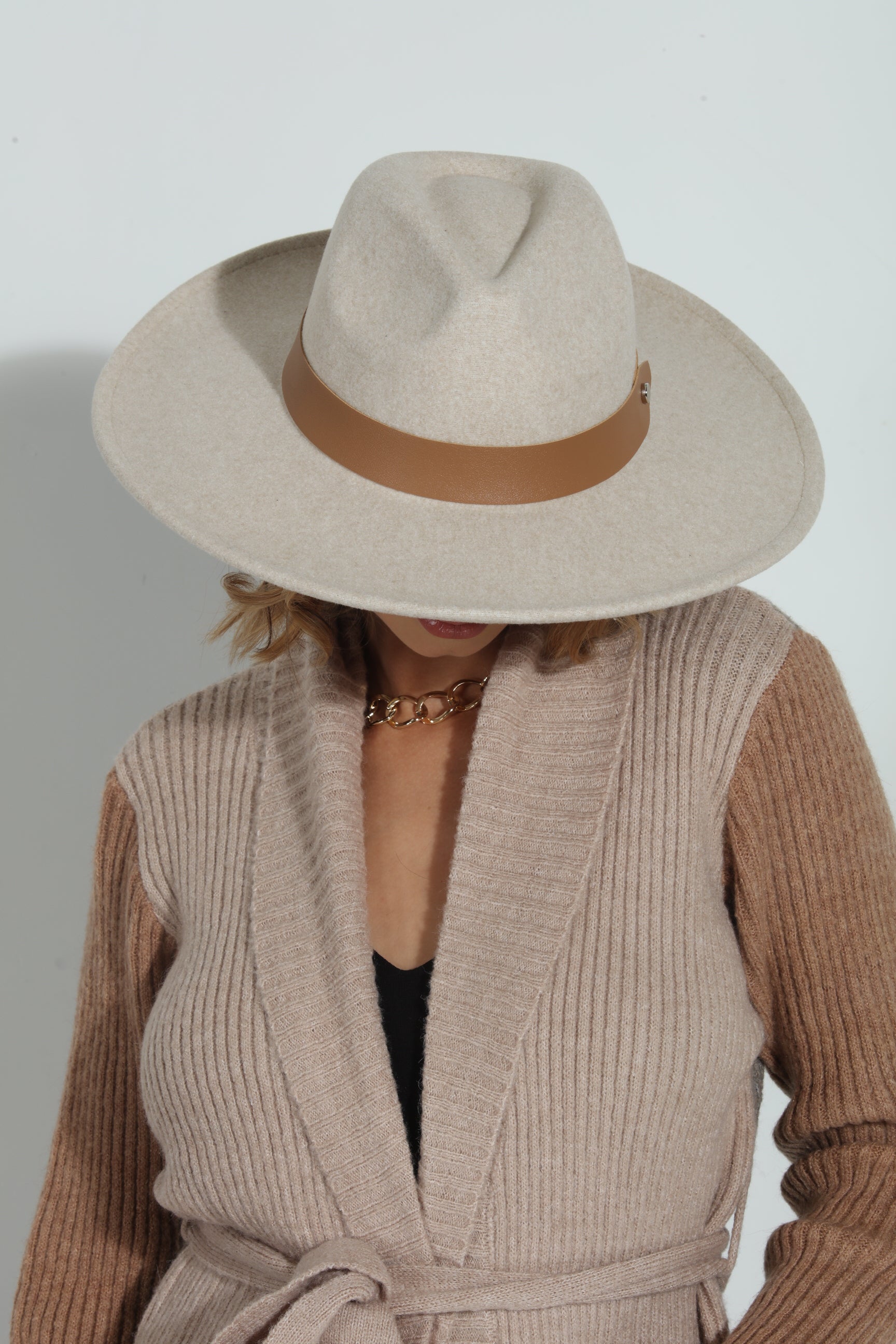 Beige Felt Fedora Hat