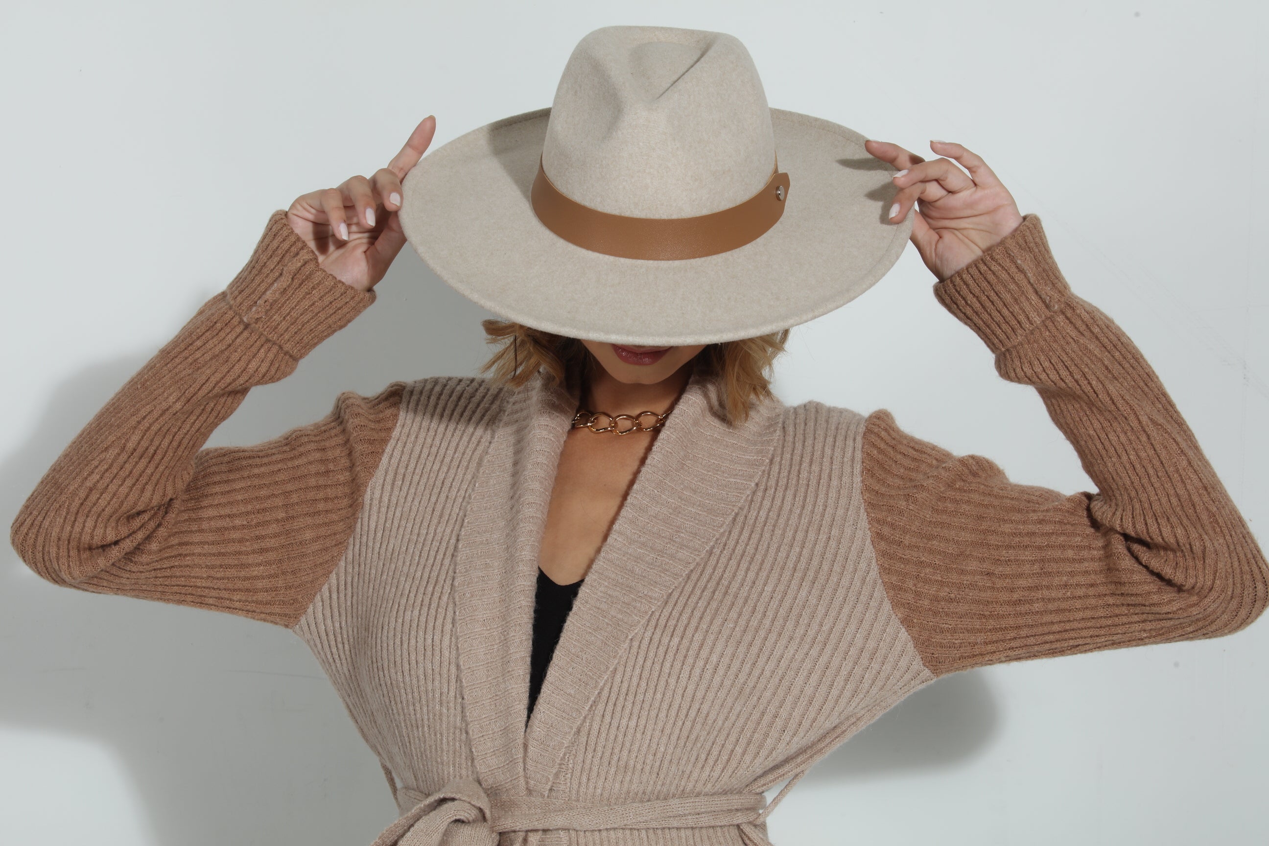 Beige Felt Fedora Hat