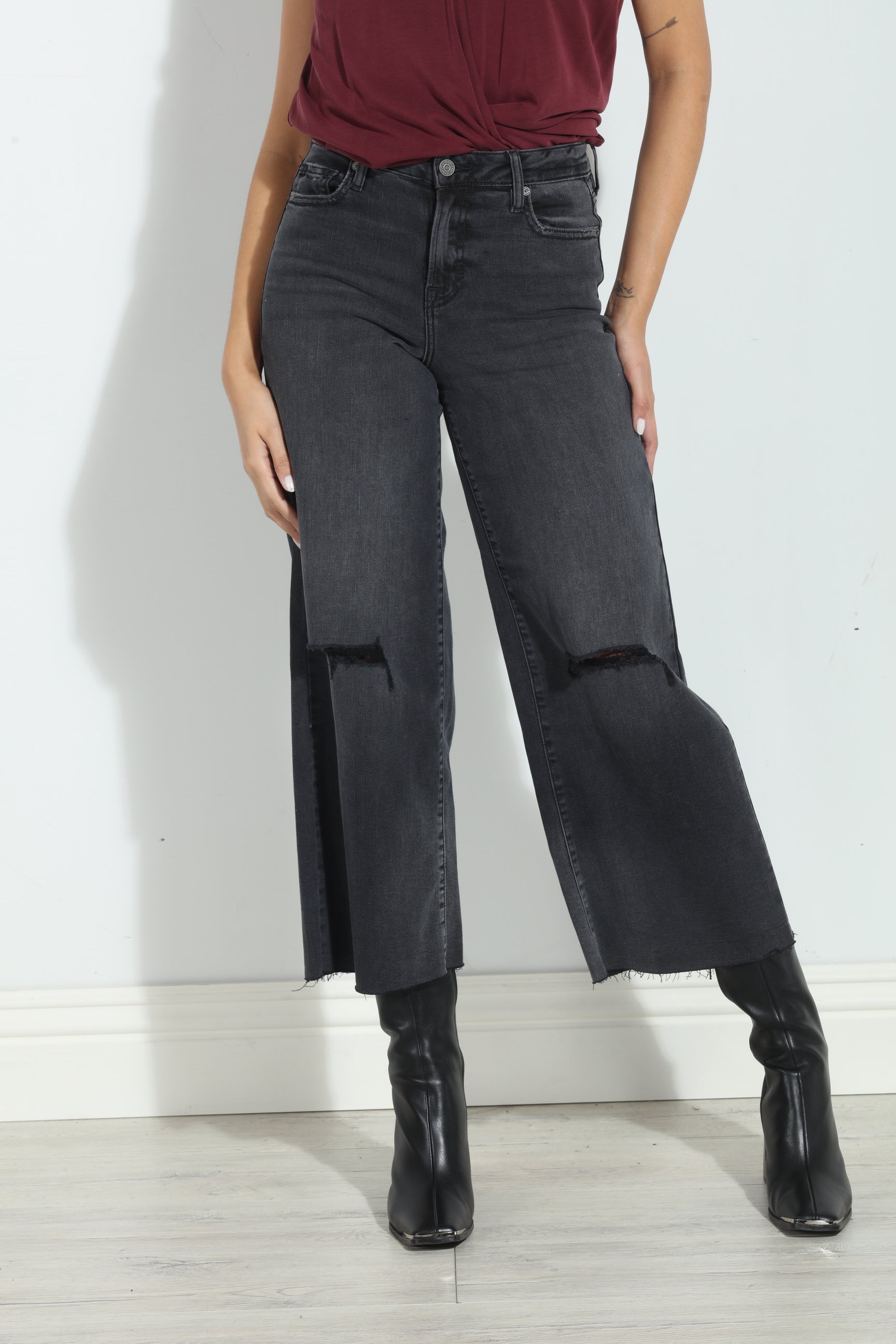 Hidden Jeans Nori Cropped Wide Leg- Charcoal