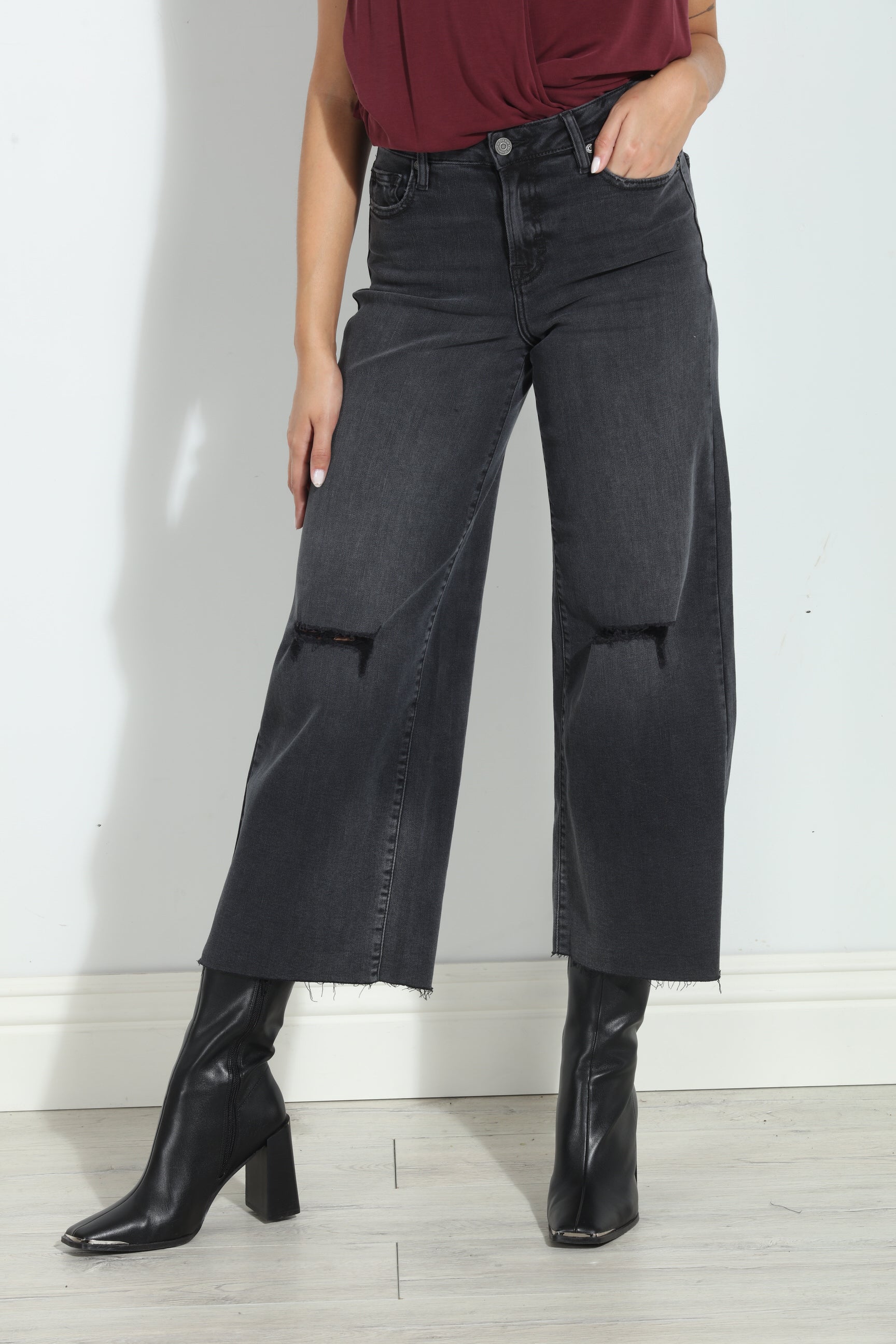 Hidden Jeans Nori Cropped Wide Leg- Charcoal