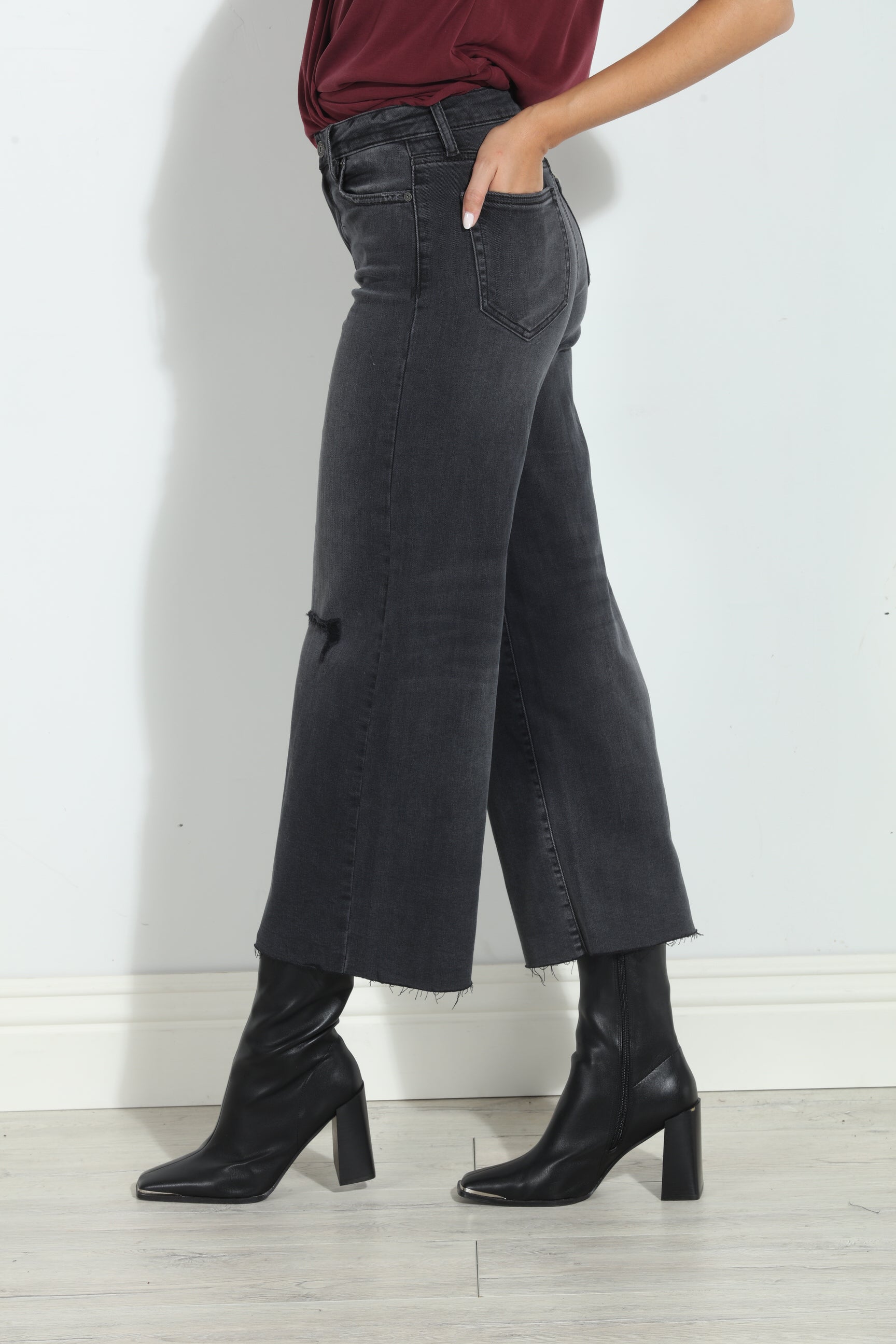 Hidden Jeans Nori Cropped Wide Leg- Charcoal