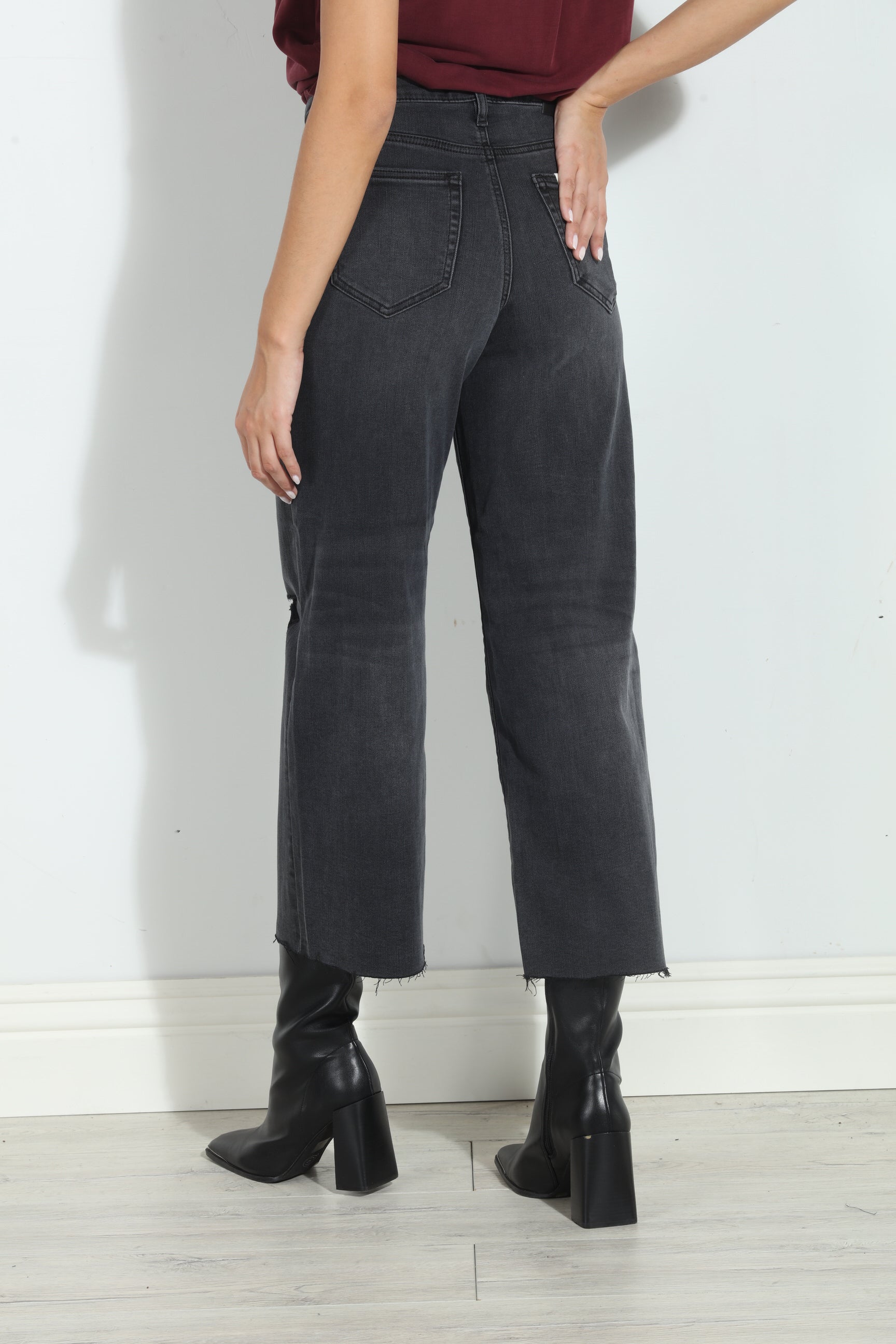 Hidden Jeans Nori Cropped Wide Leg- Charcoal