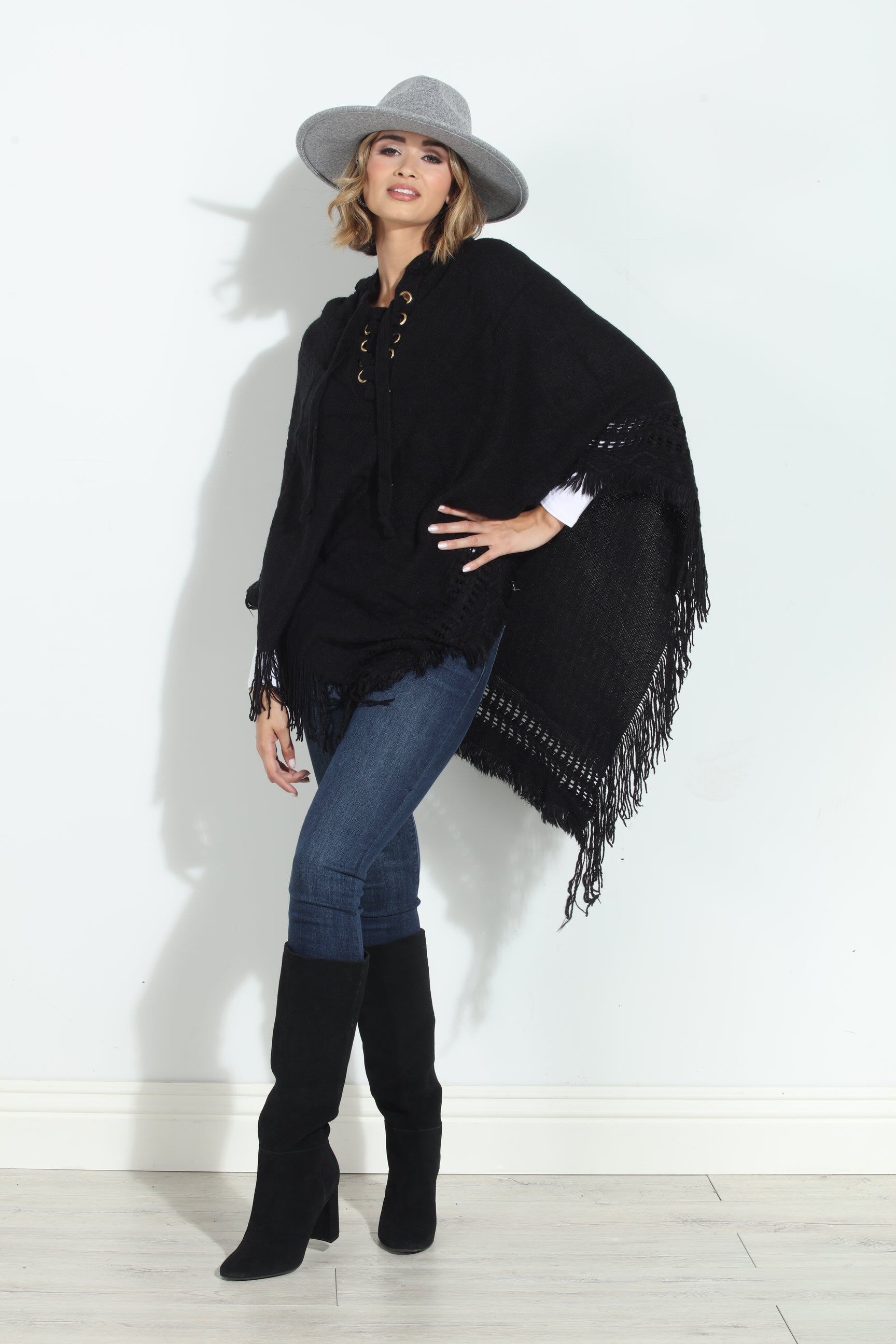Black Cozy Tassel Poncho