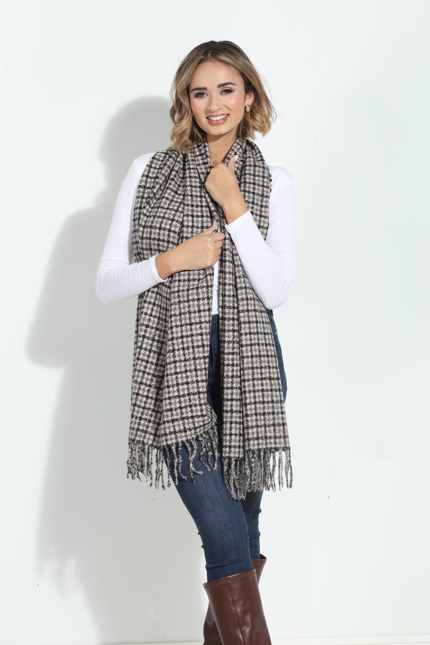 Dayna Plaid Scarf