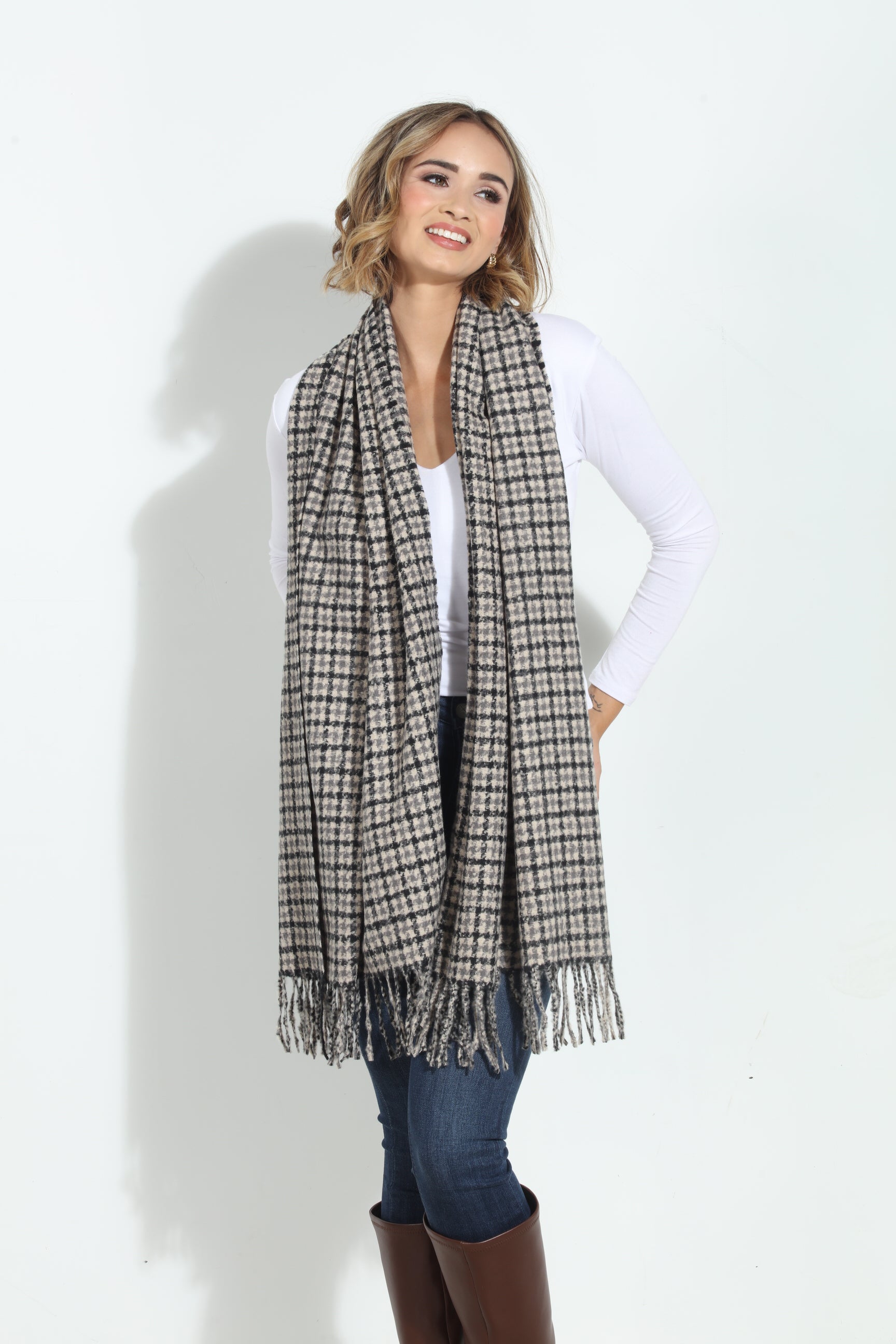 Dayna Plaid Scarf