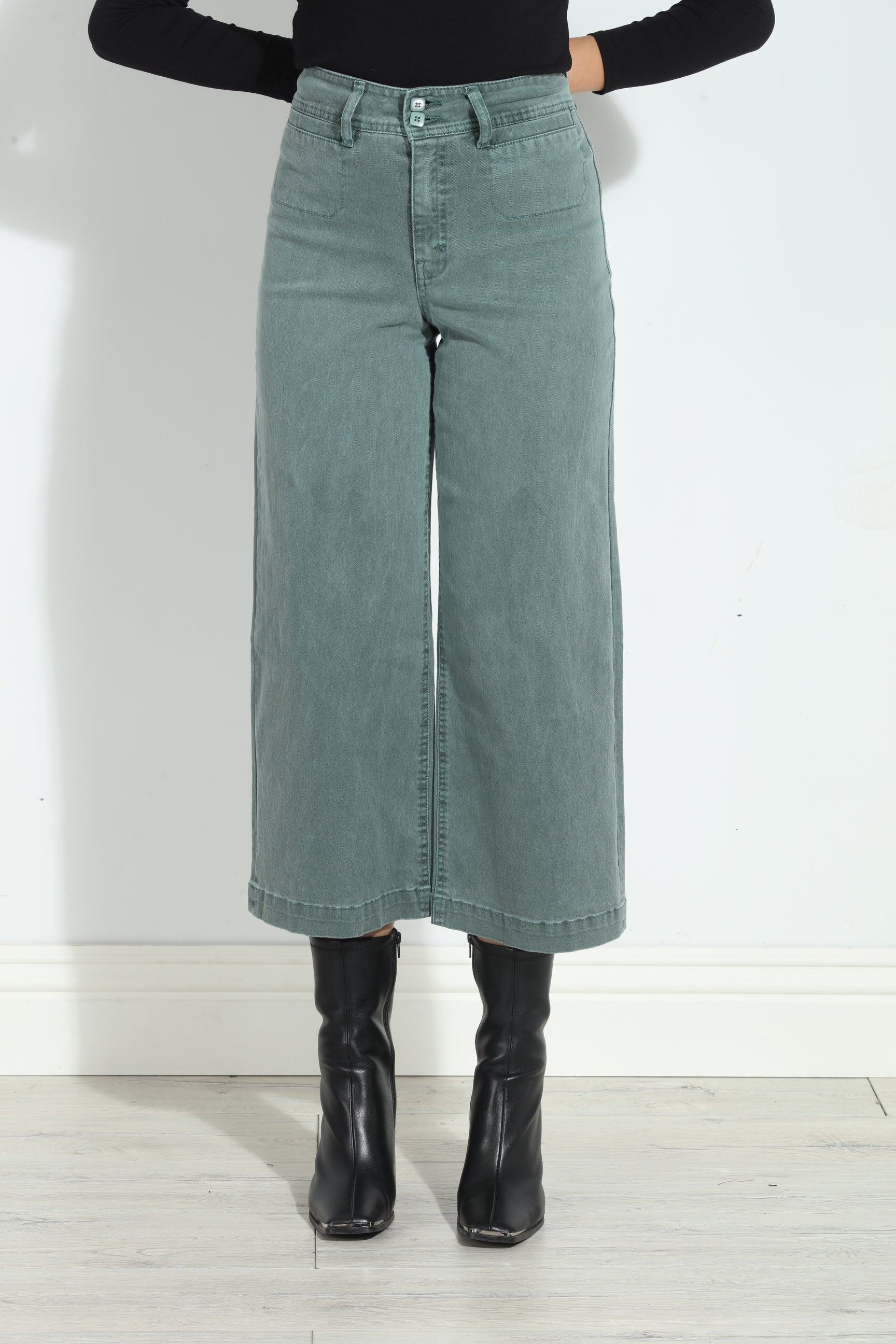 Unpublished Gemma Cropped  Pant- Seawater