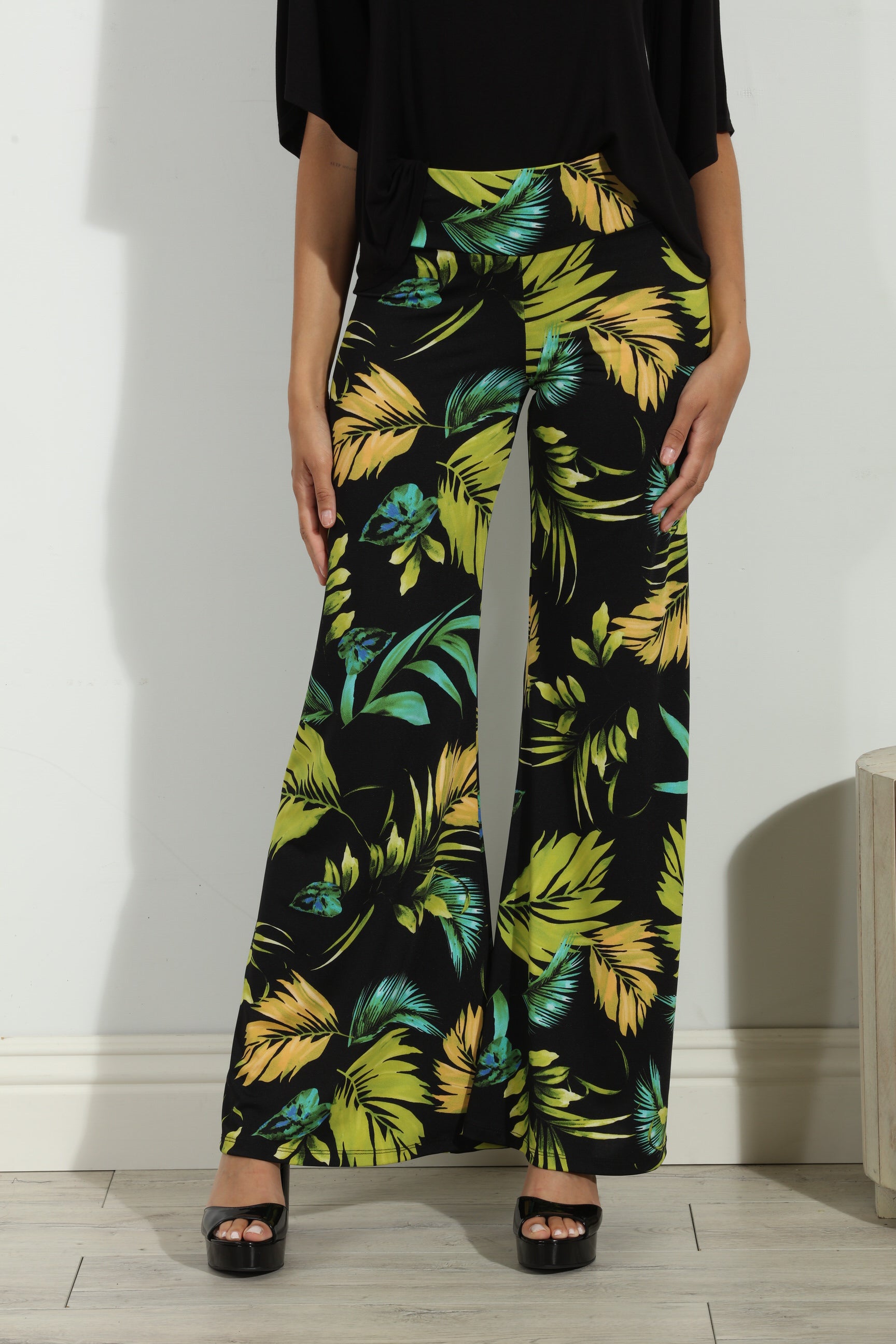 Palmera Stretch Flare Leg Pants-FINAL SALE