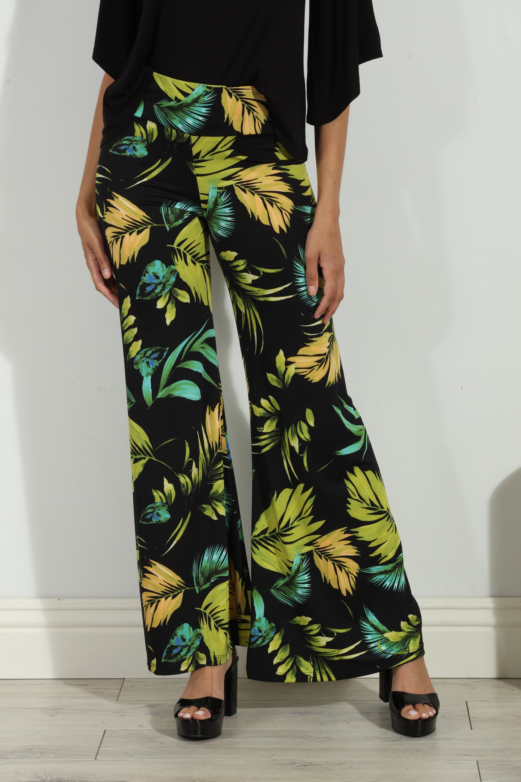 Palmera Stretch Flare Leg Pants-FINAL SALE