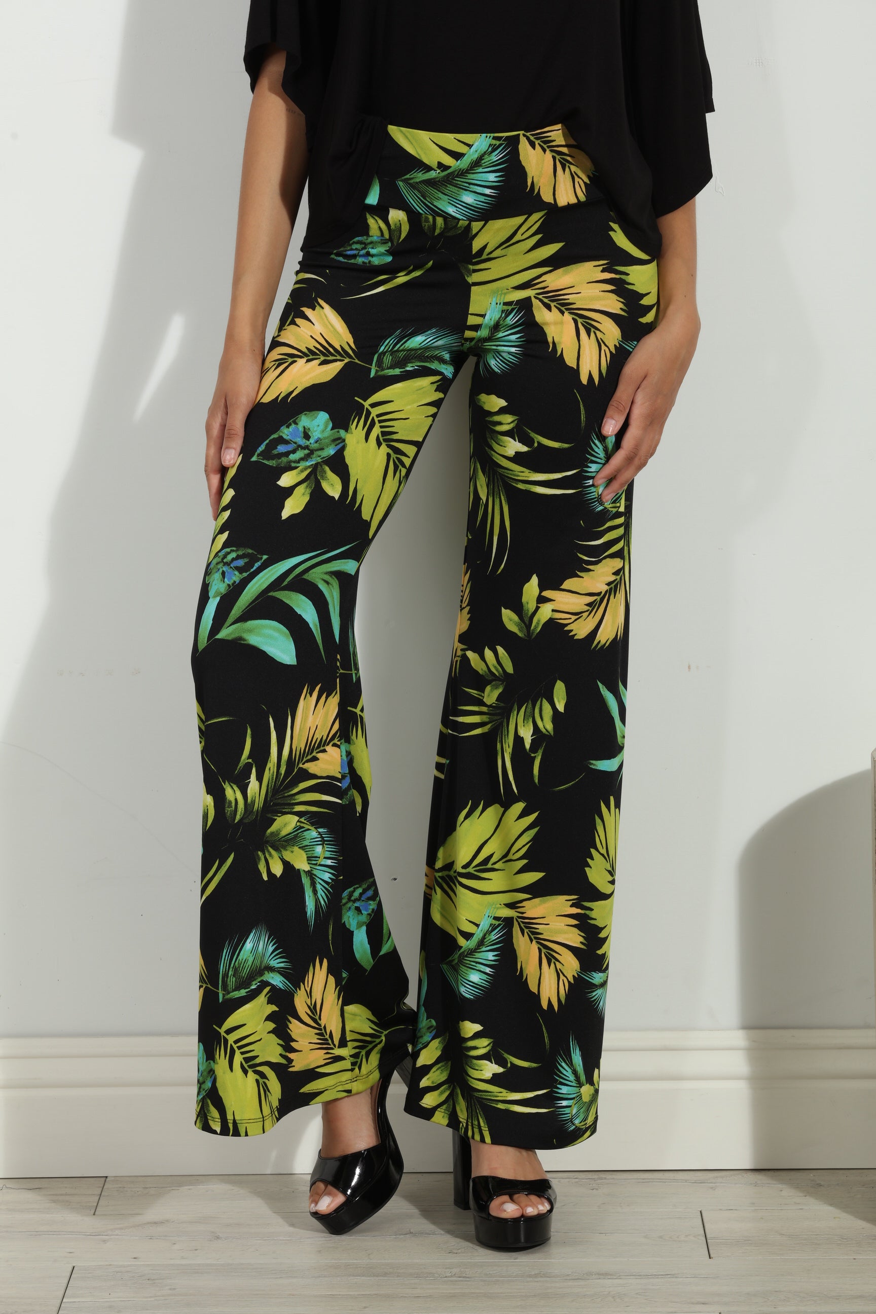 Palmera Stretch Flare Leg Pants-FINAL SALE