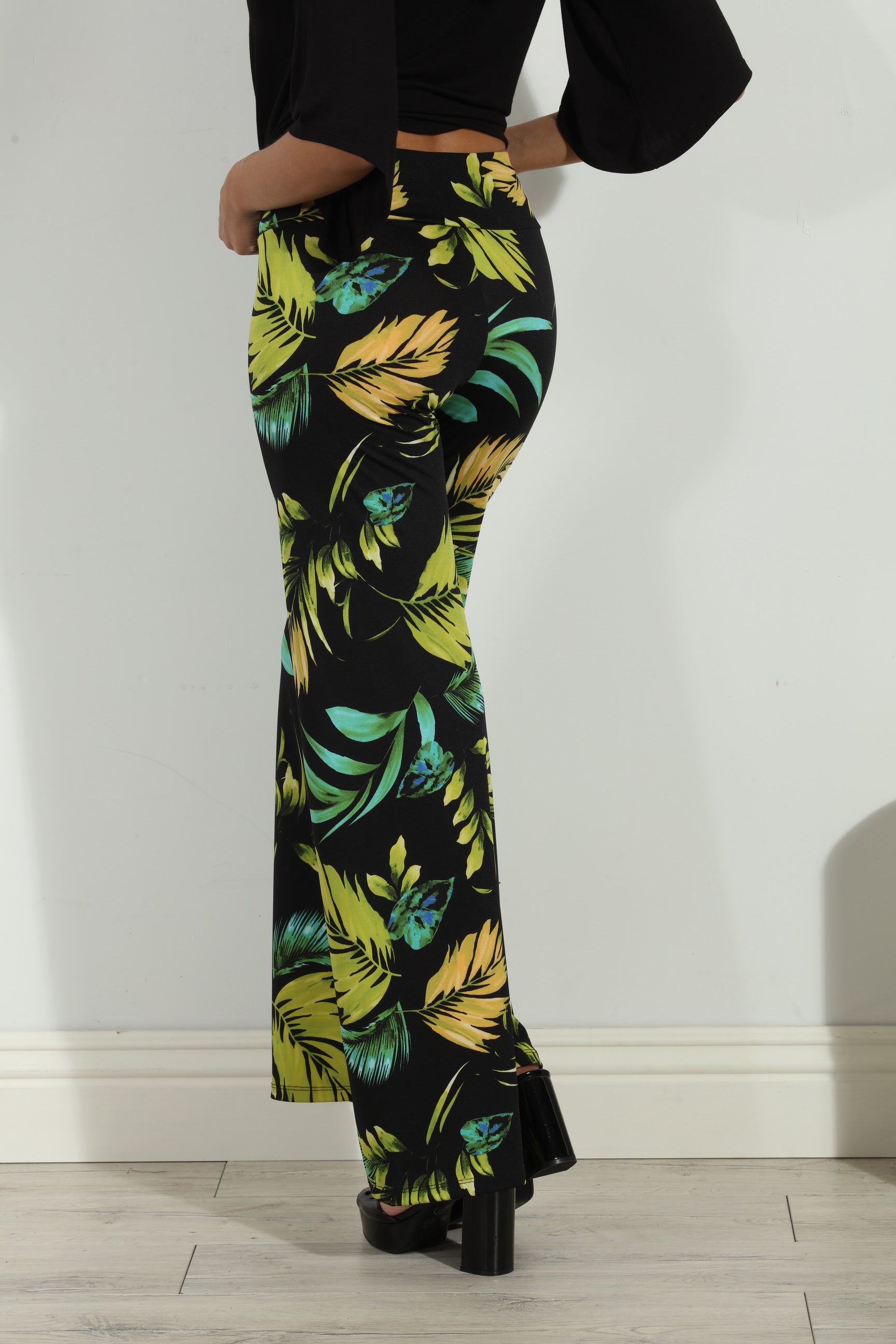 Palmera Stretch Flare Leg Pants-FINAL SALE