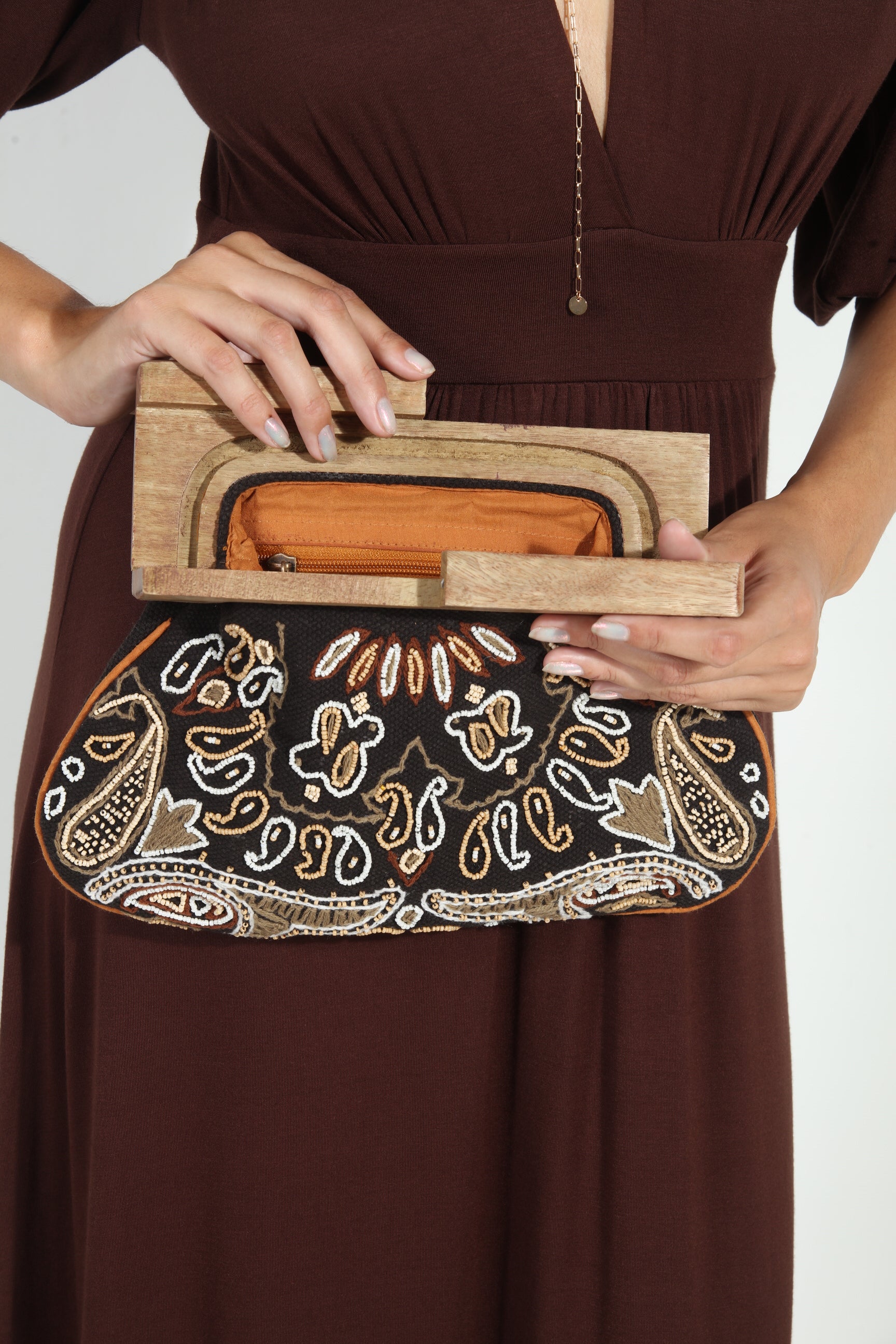 Leela Wooden Handle Clutch
