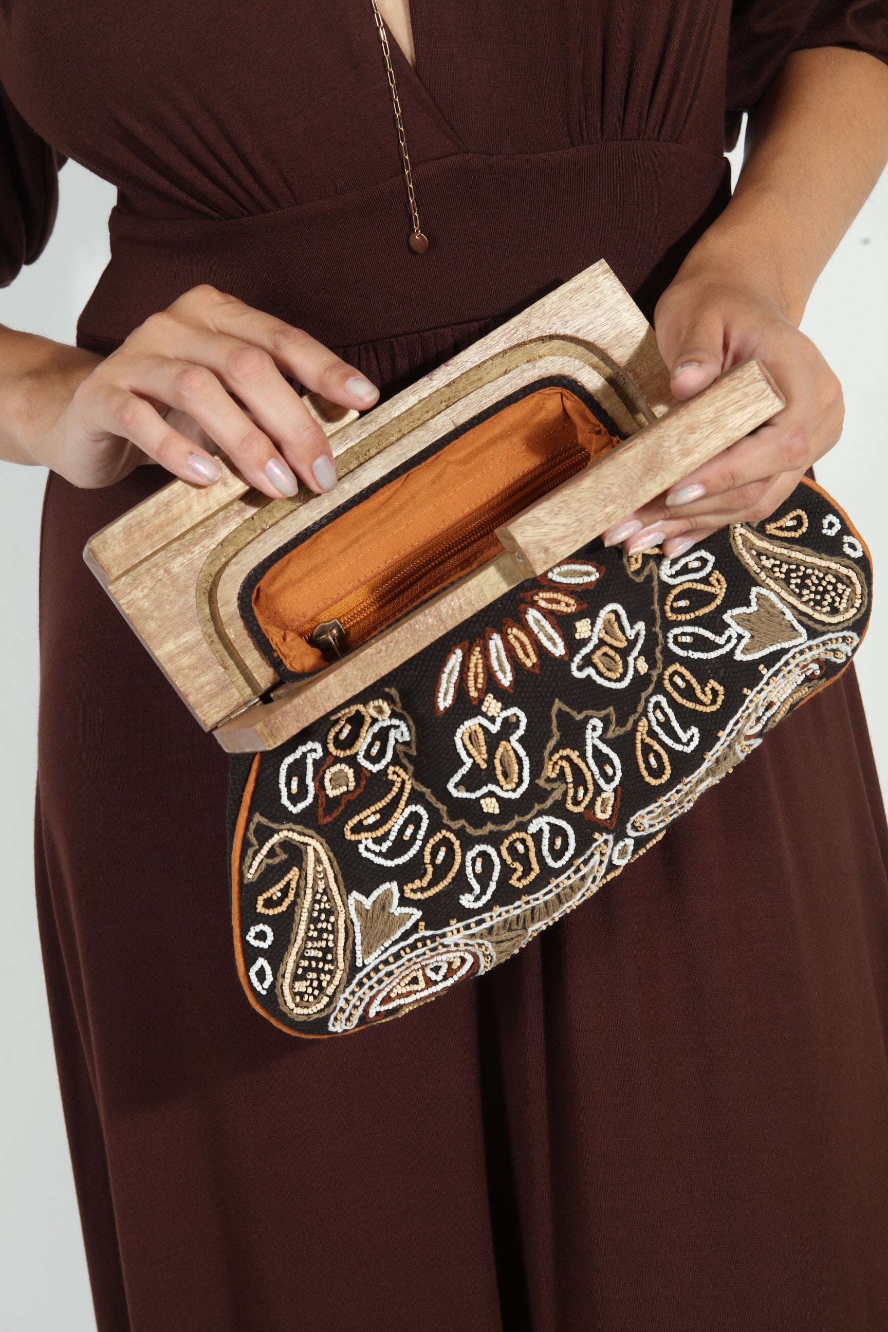 Leela Wooden Handle Clutch