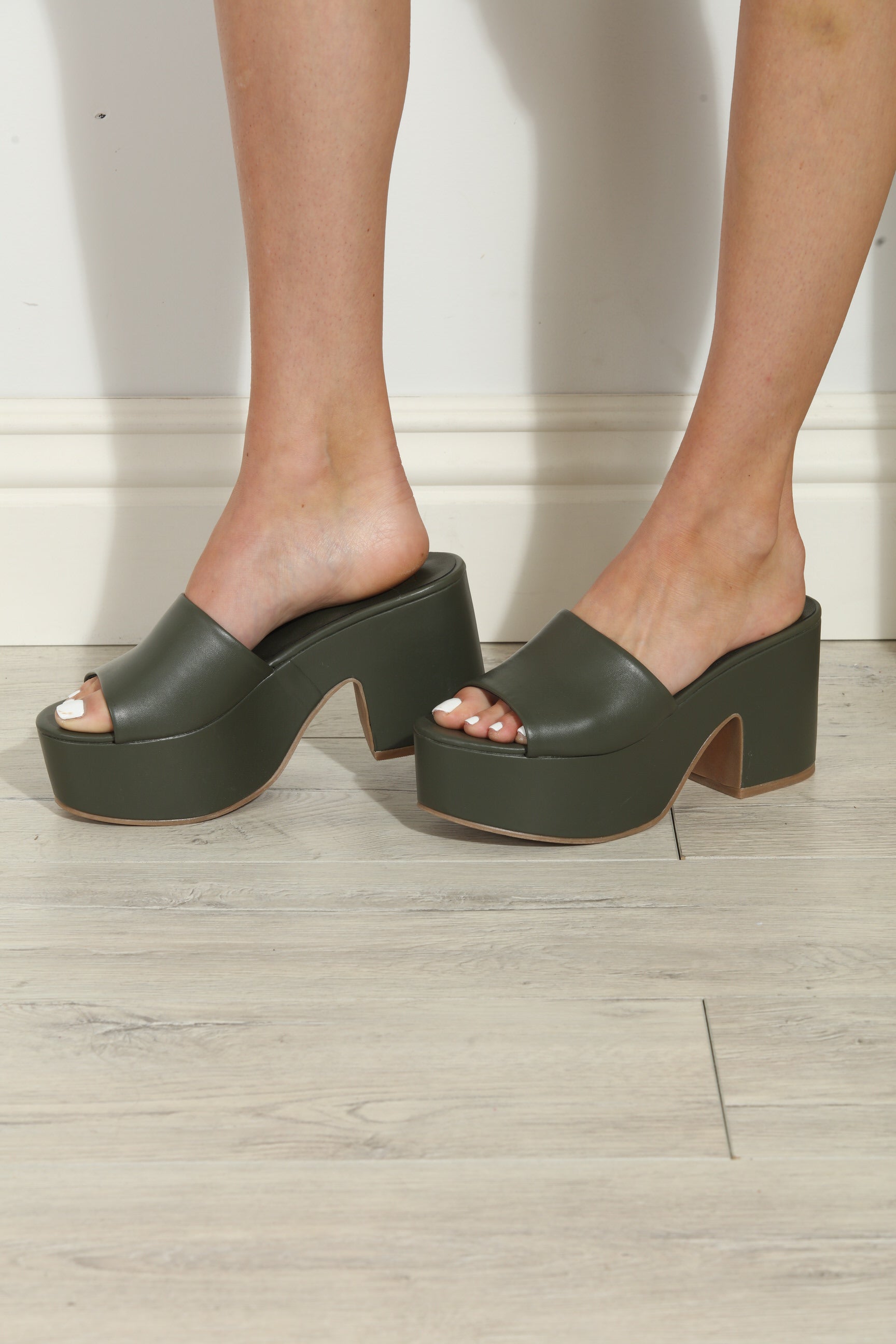 Giza Olive Platform Chunky Heel-FINAL SALE