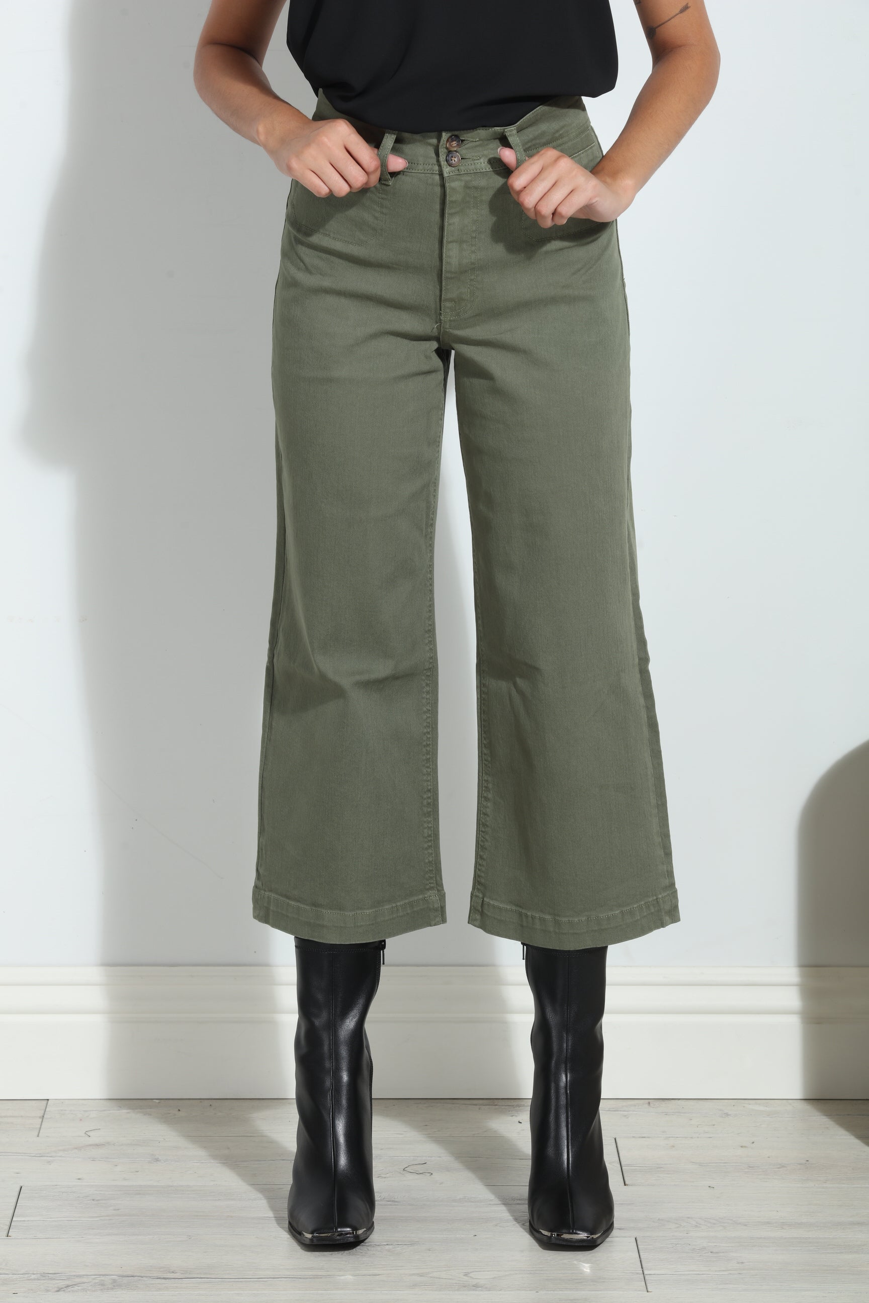 Unpublished Gemma Olive Cropped  Pant-FINAL SALE