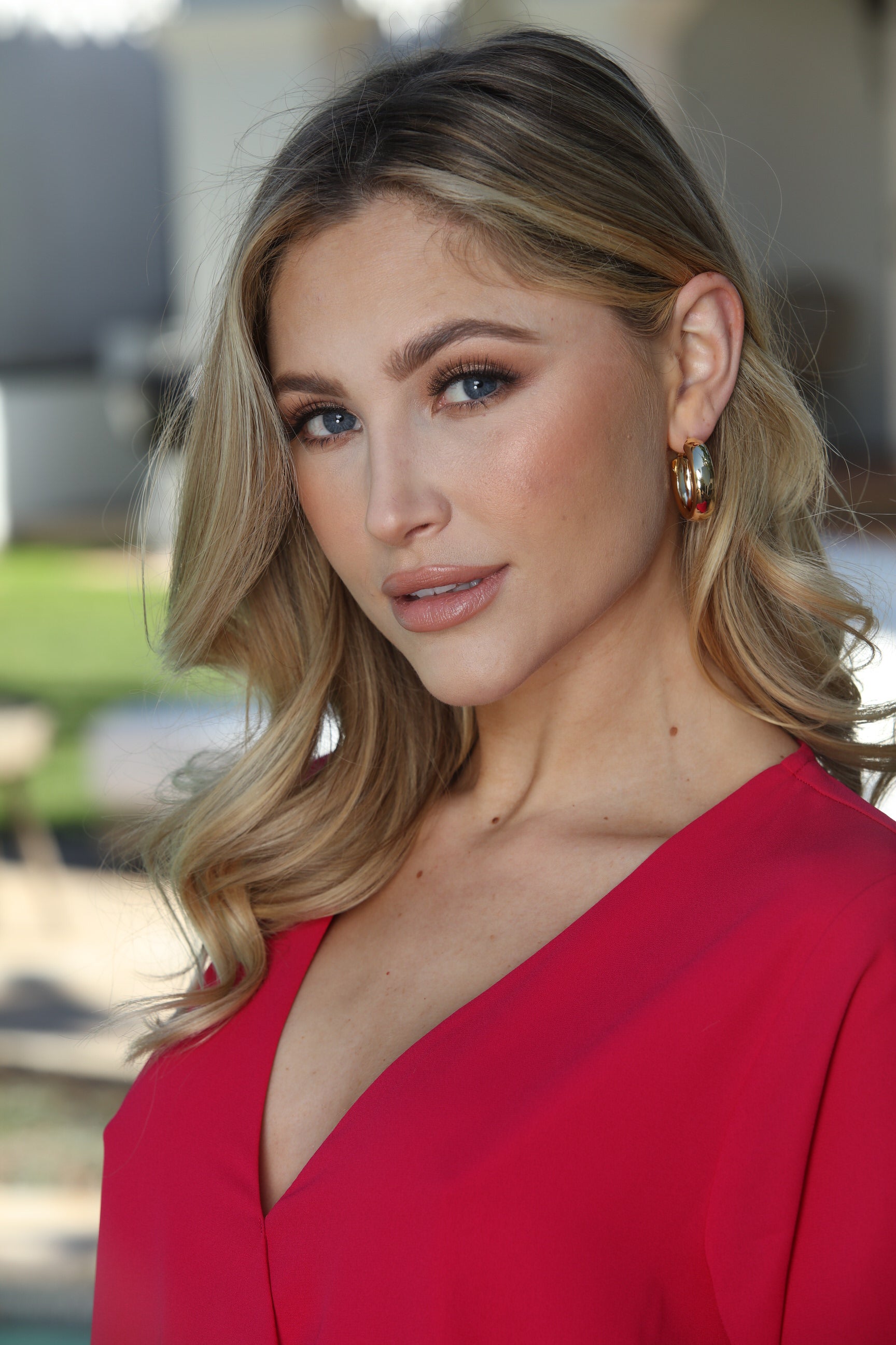 Everyday Chunky Gold Hoop Earrings