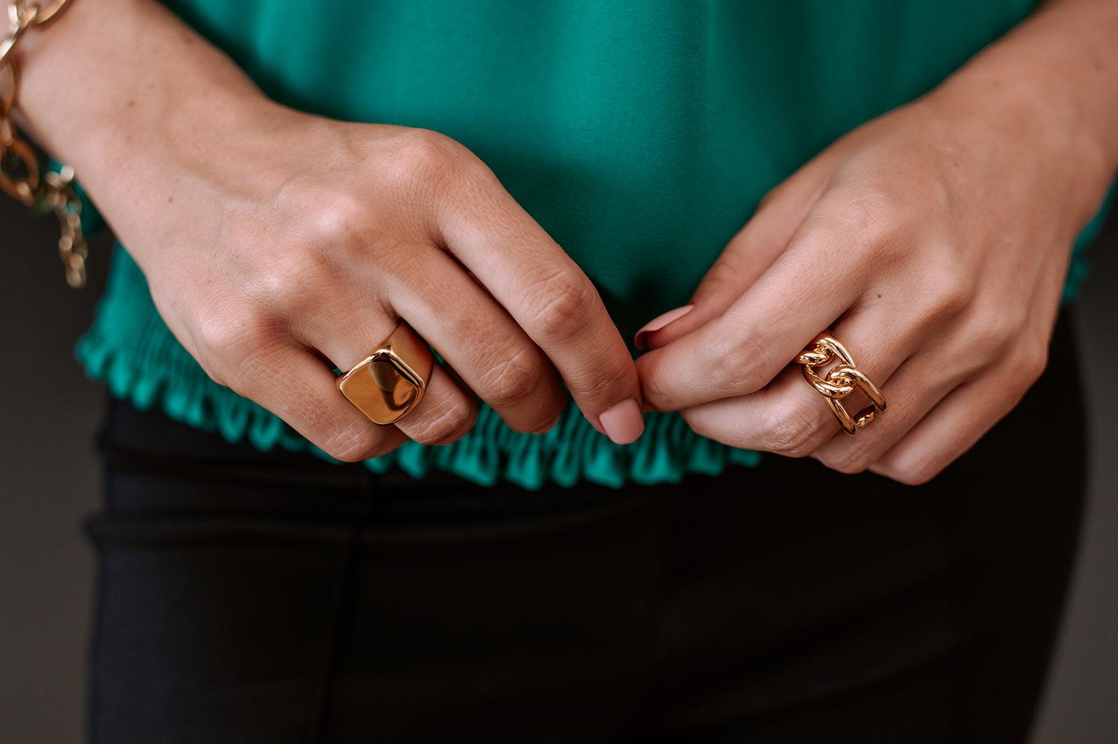 Sahira Chunky Square Ring - 18k Gold Plated