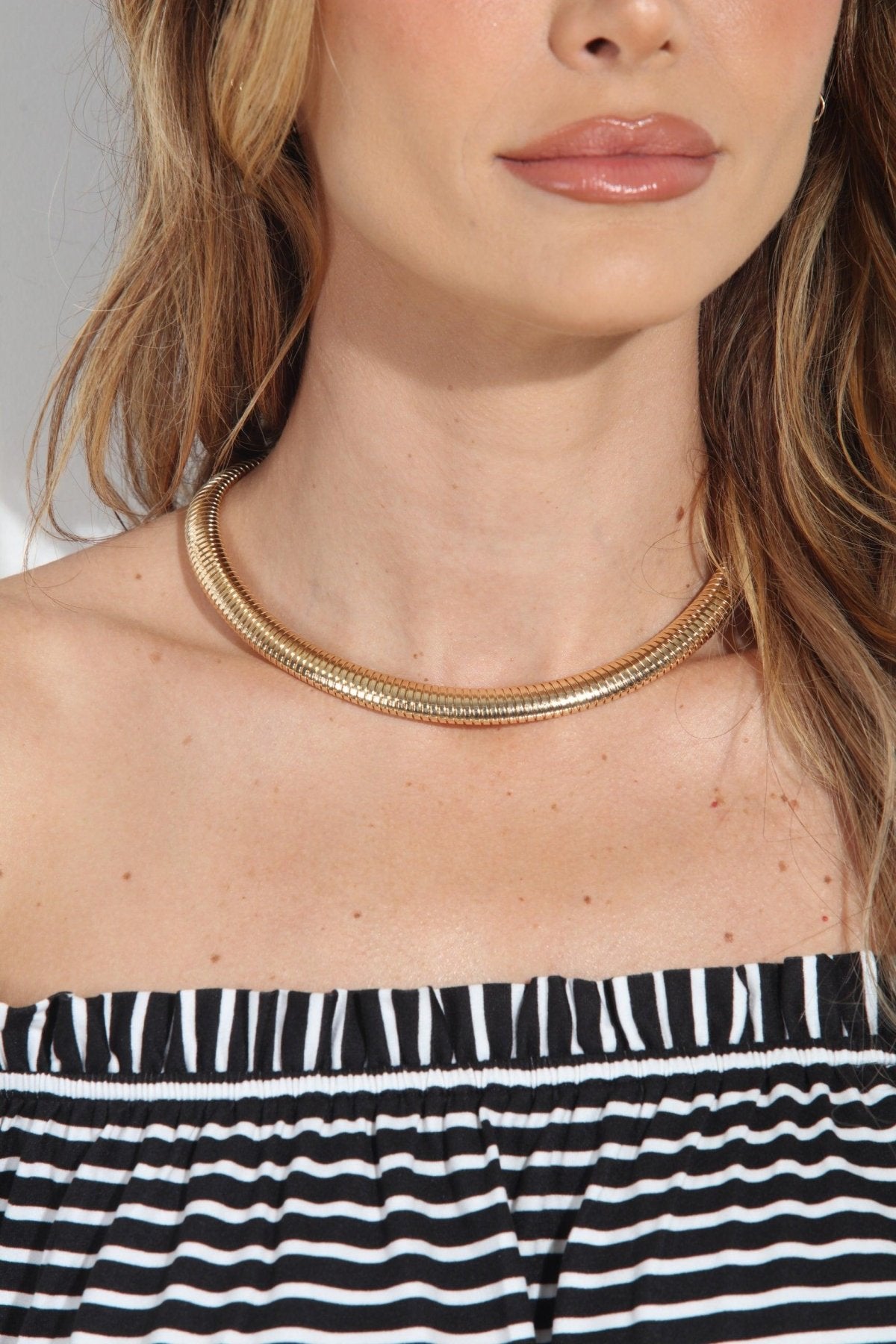 Kora Statment Choker