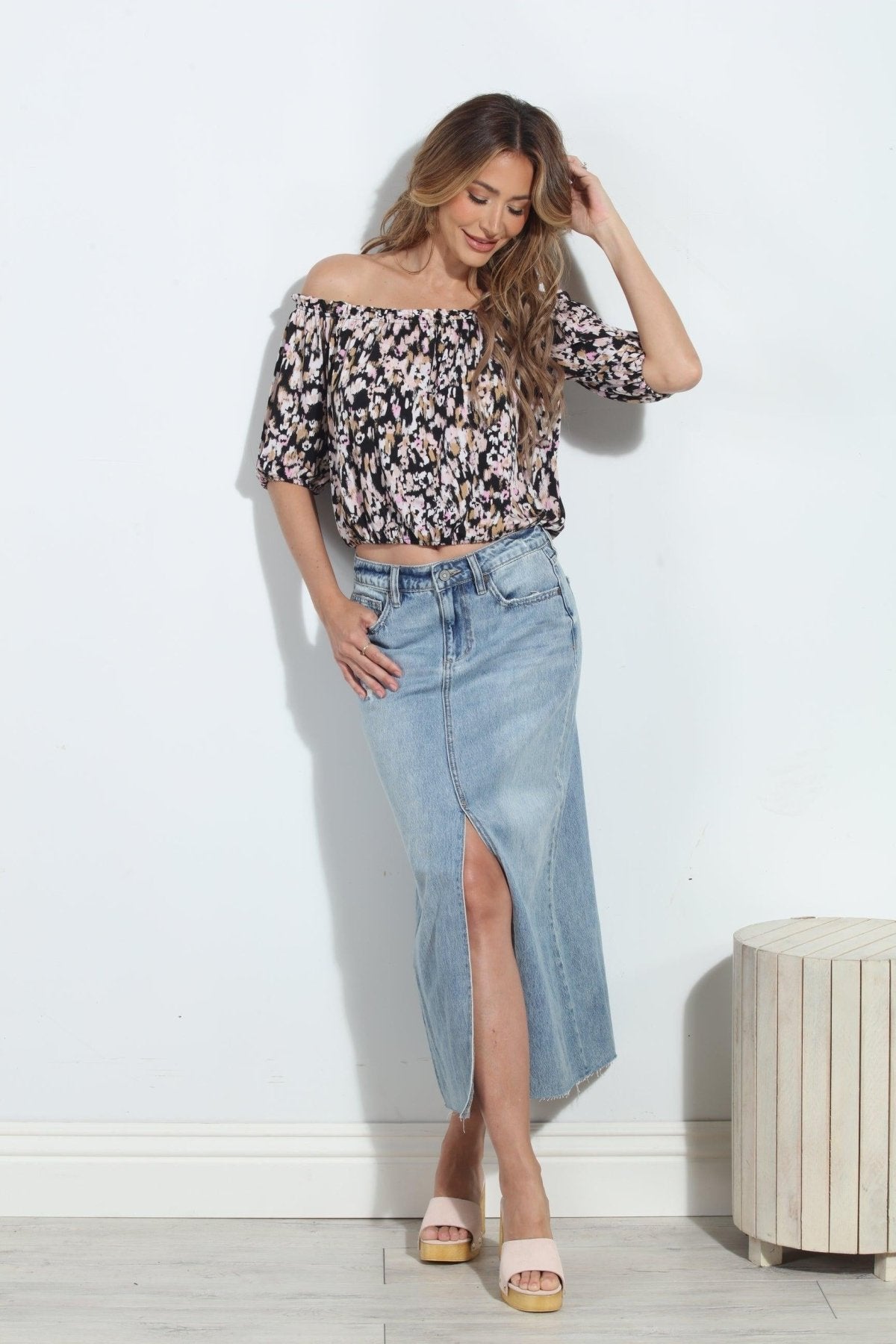 Hidden Peyton Denim Midi Skirt -Light Wash