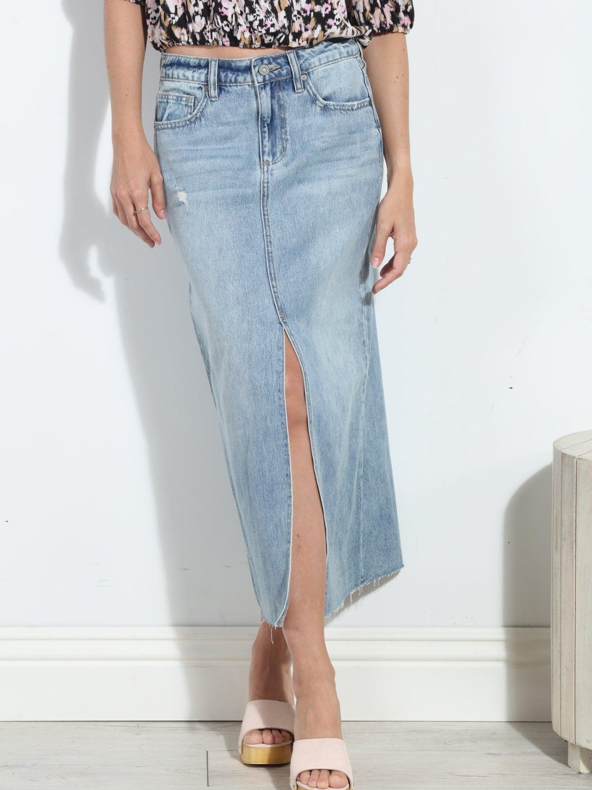 Hidden Peyton Denim Midi Skirt -Light Wash
