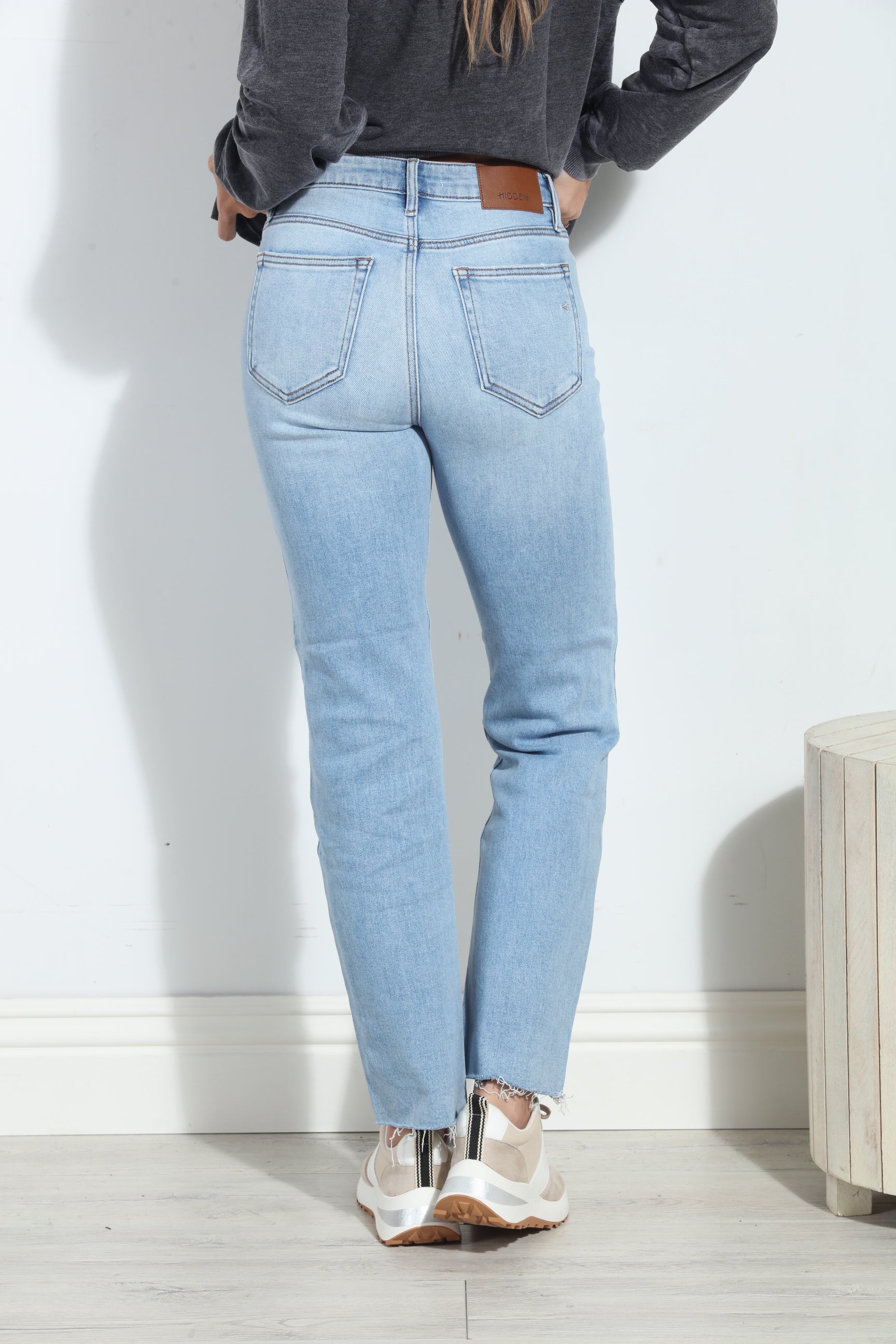 Tracey High Rise Stretch Straight Jean- Light Wash