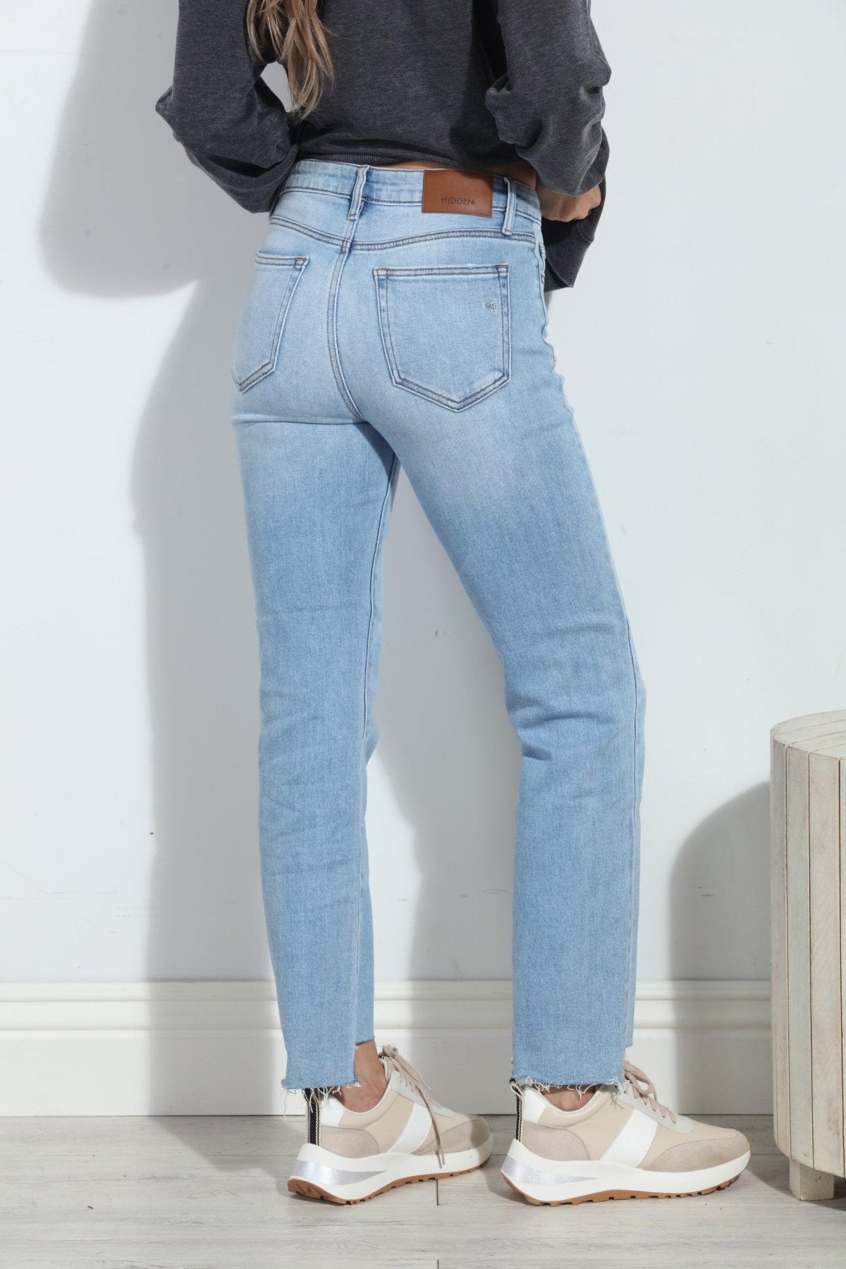 Tracey High Rise Stretch Straight Jean- Light Wash-FINAL SALE
