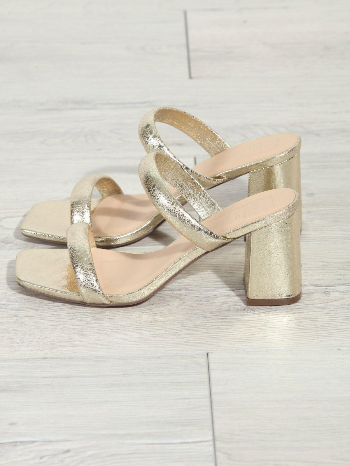 Farah Gold Heel