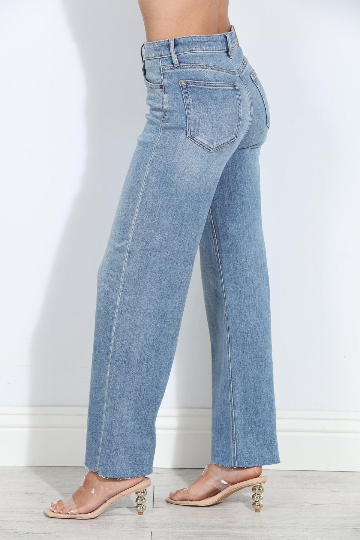 Hidden Jeans Logan Vintage Stretch Dad Jean- Medium Wash