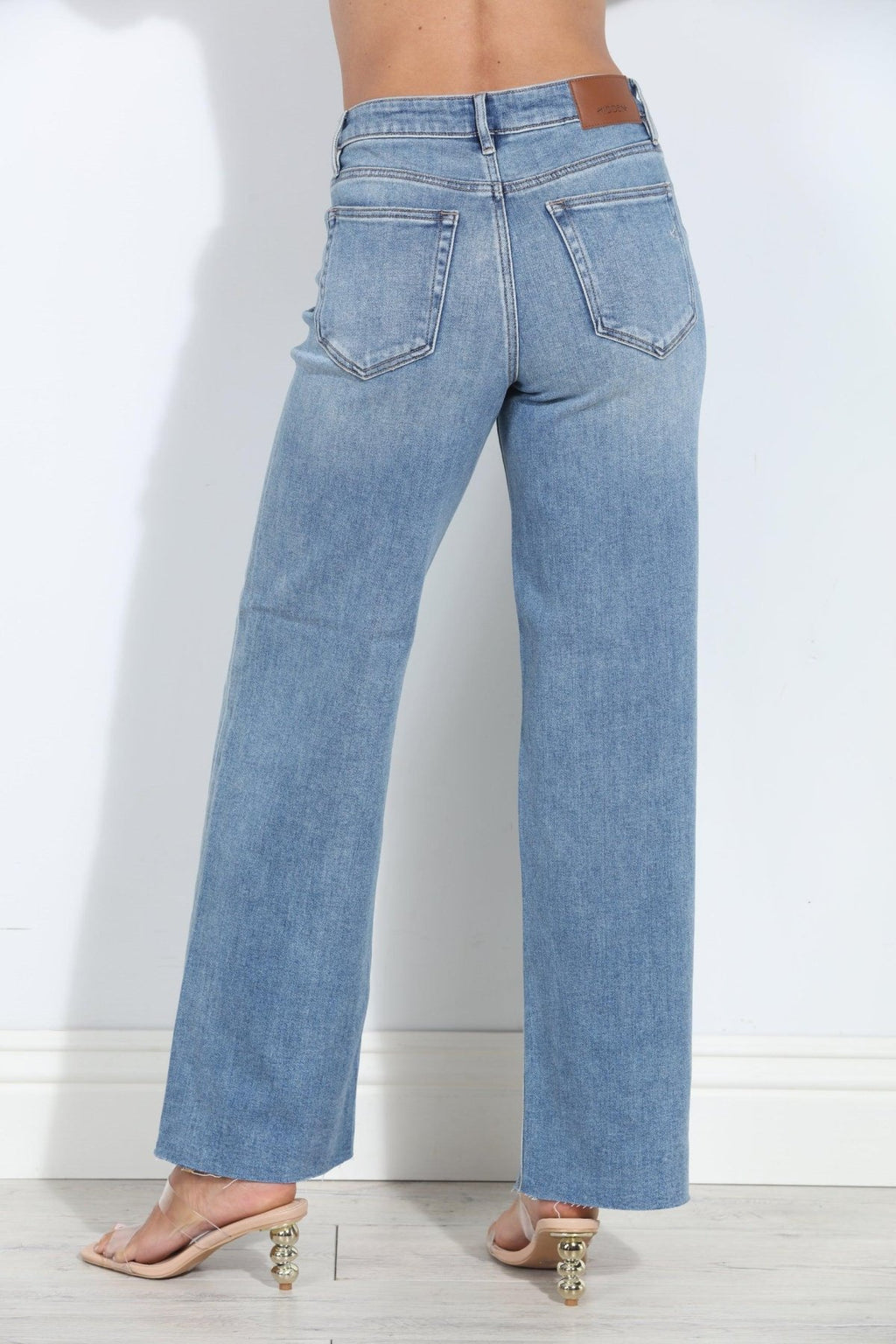 Hidden Jeans Logan Vintage Stretch Dad Jean- Medium Wash