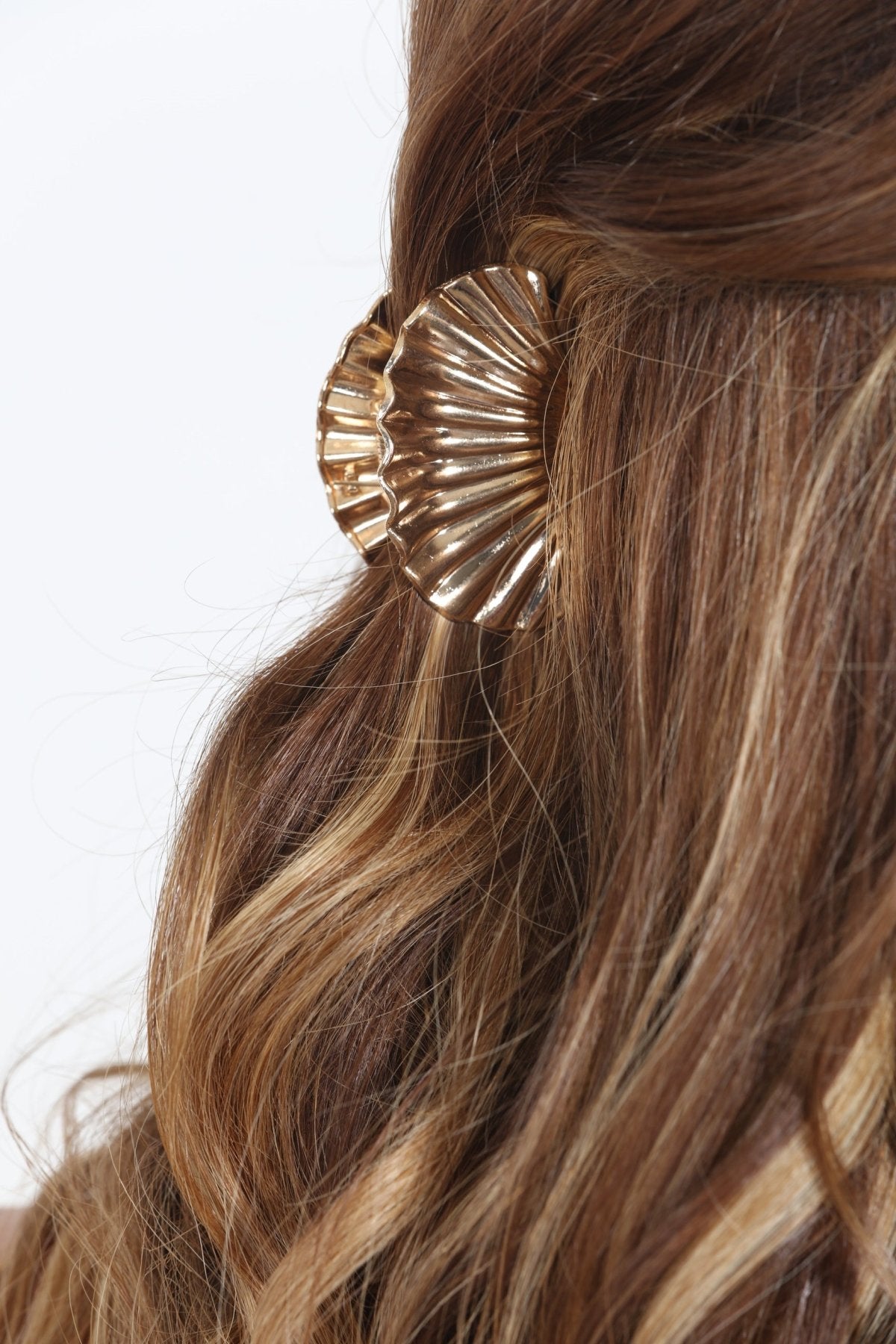 Gold Shell Hair Clip