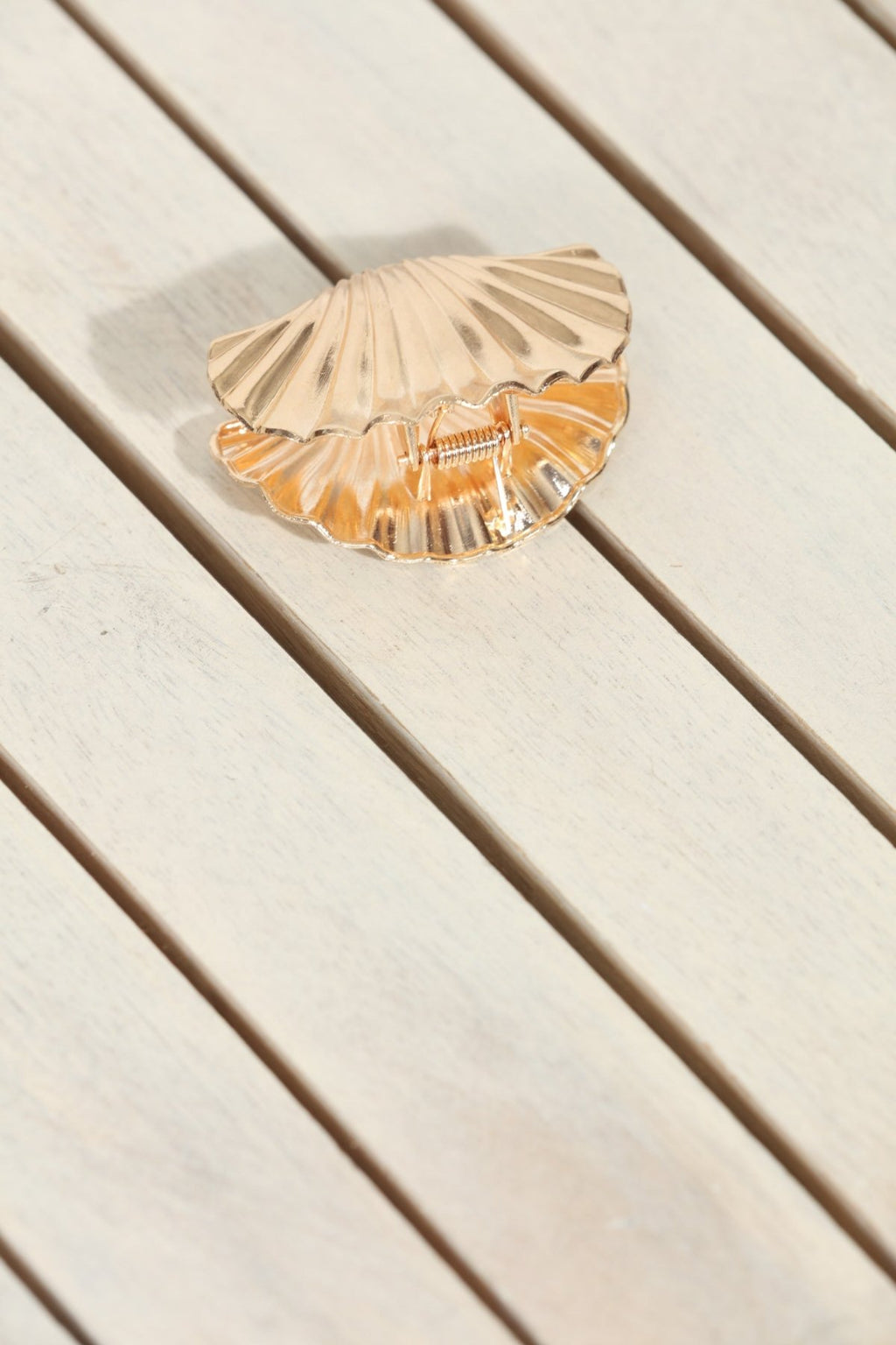 Gold Shell Hair Clip