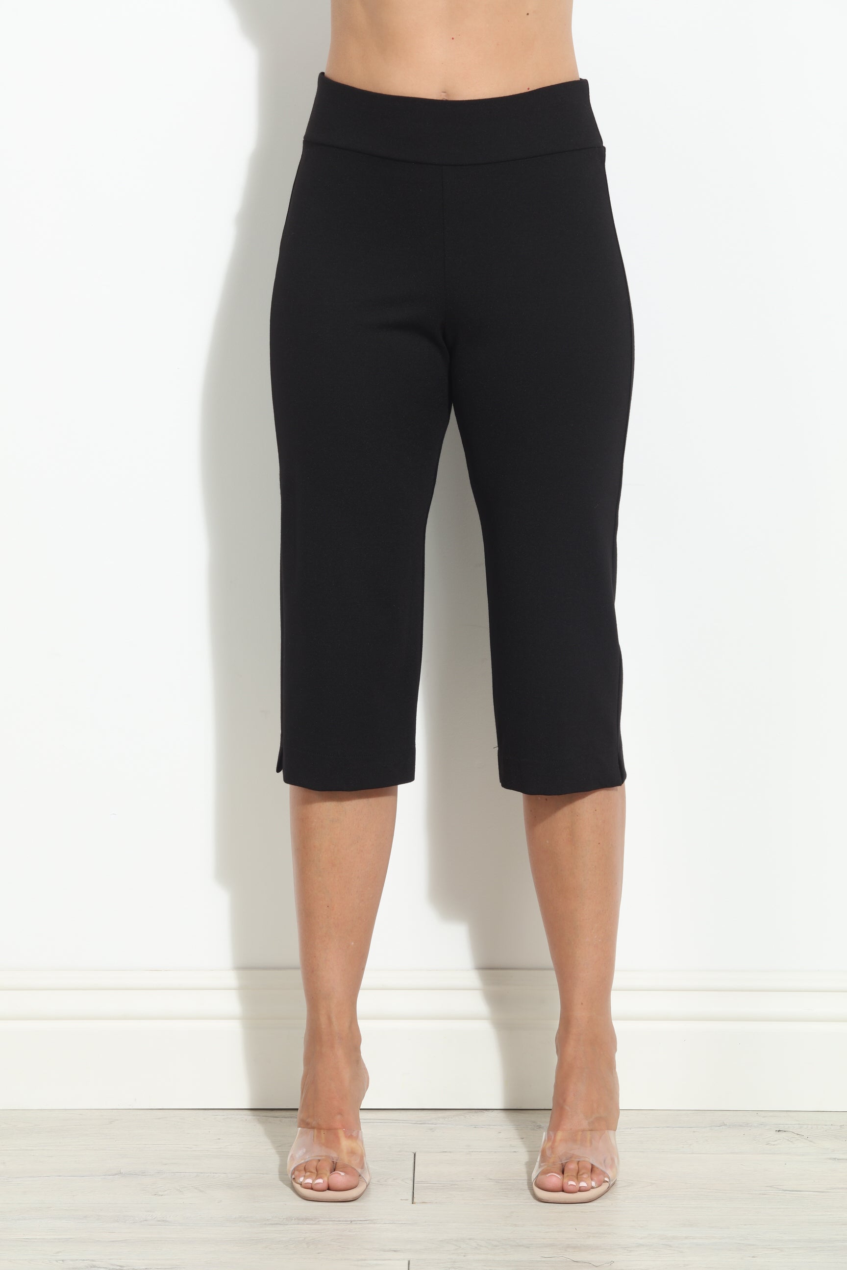 Black Stretch Ponti Capri Pant