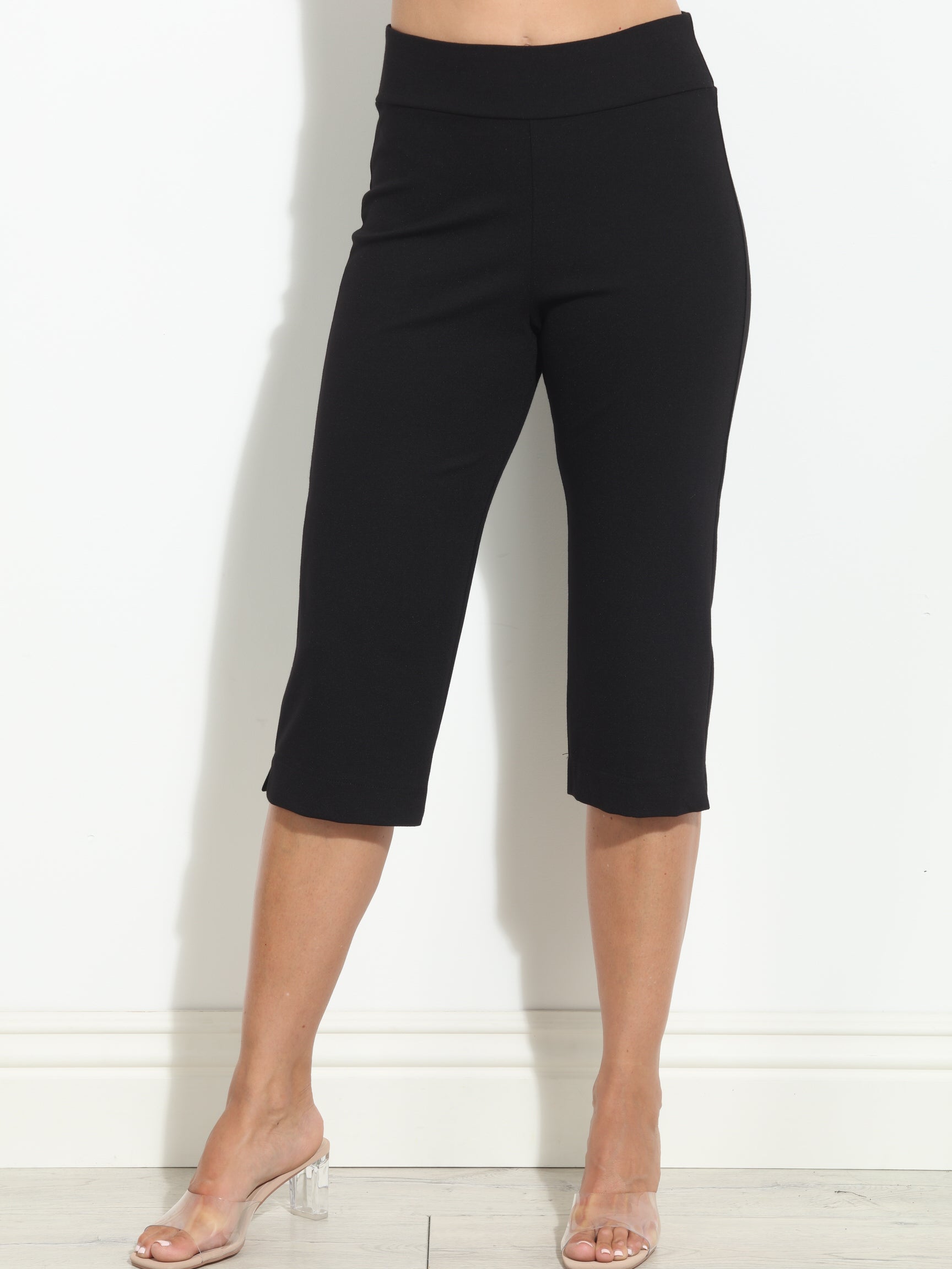 Black Stretch Ponti Capri Pant