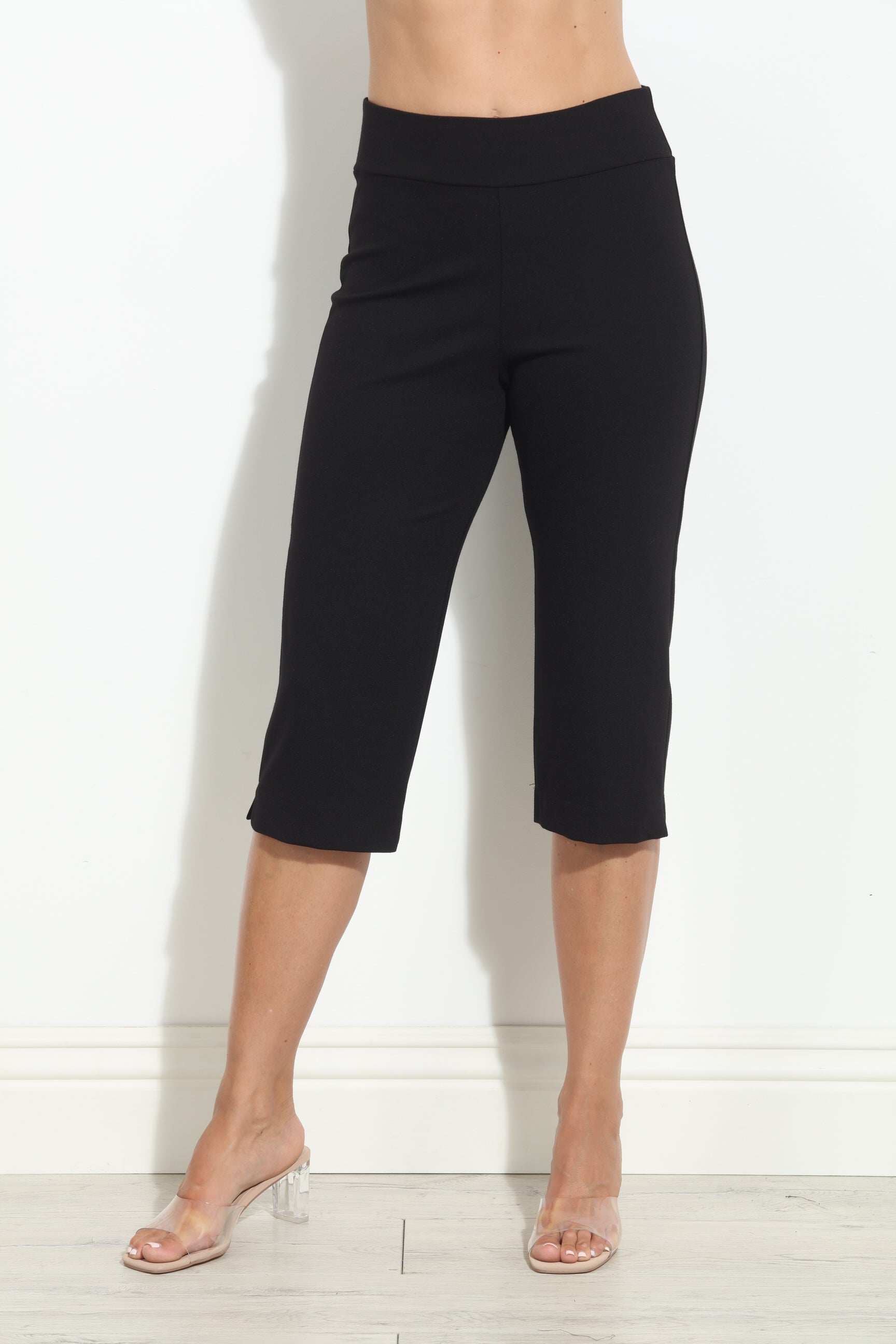 Black Stretch Ponti Capri Pant