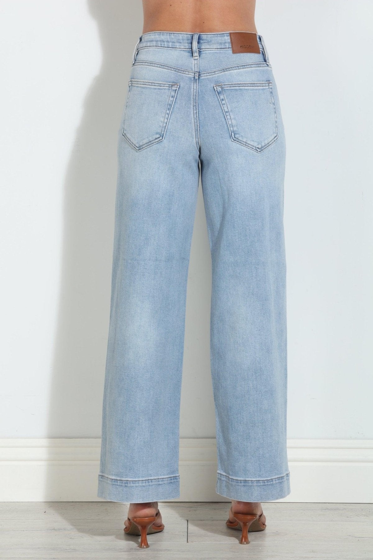 Hidden Jeans Nori Front Pocket Stretch Wide Leg- Light Wash