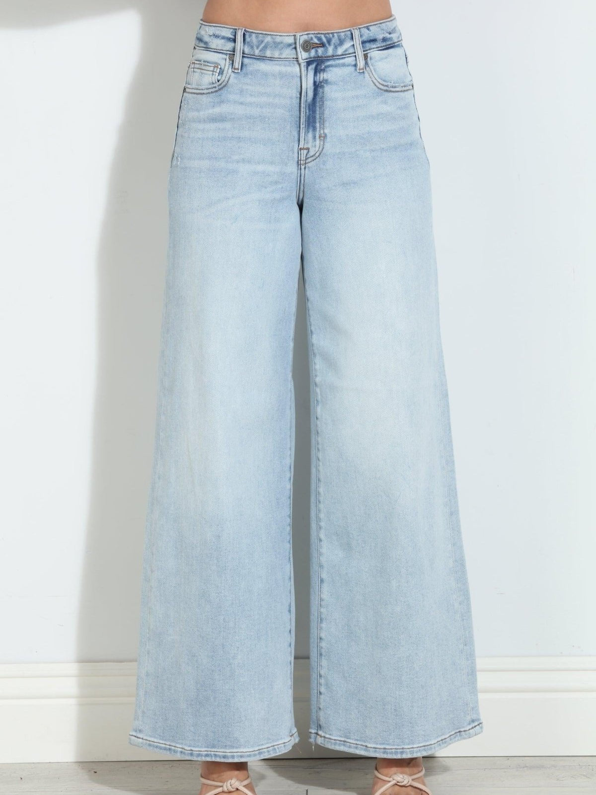 Hidden Jeans Nori High Rise Super Wide Leg- Light Wash