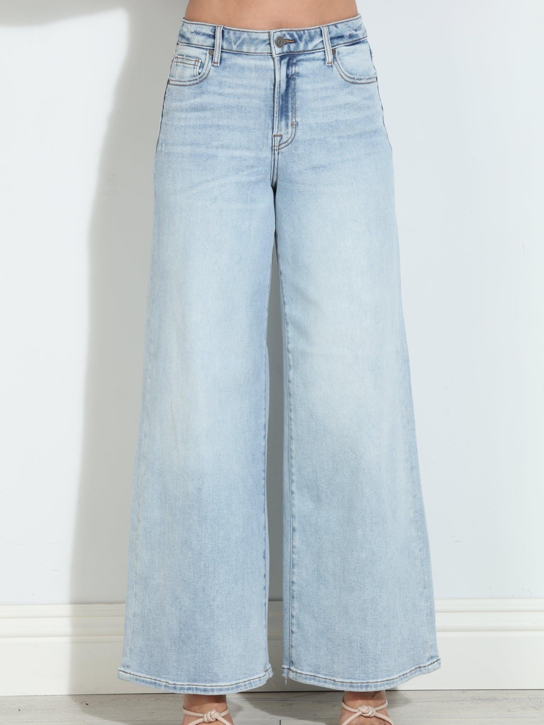 Hidden Jeans Nori High Rise Super Wide Leg- Light Wash