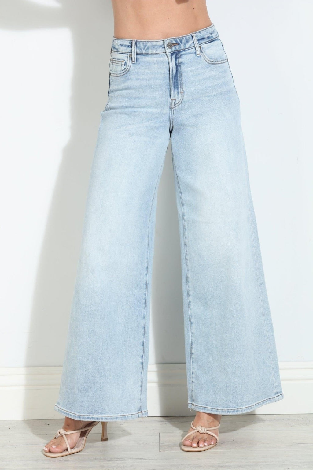 Hidden Jeans Nori High Rise Super Wide Leg- Light Wash