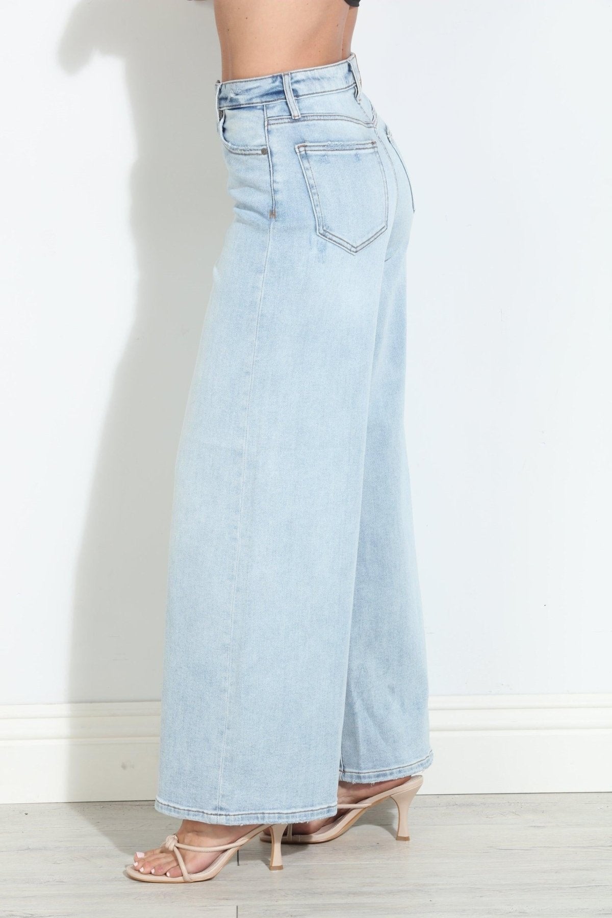 Hidden Jeans Nori High Rise Super Wide Leg- Light Wash