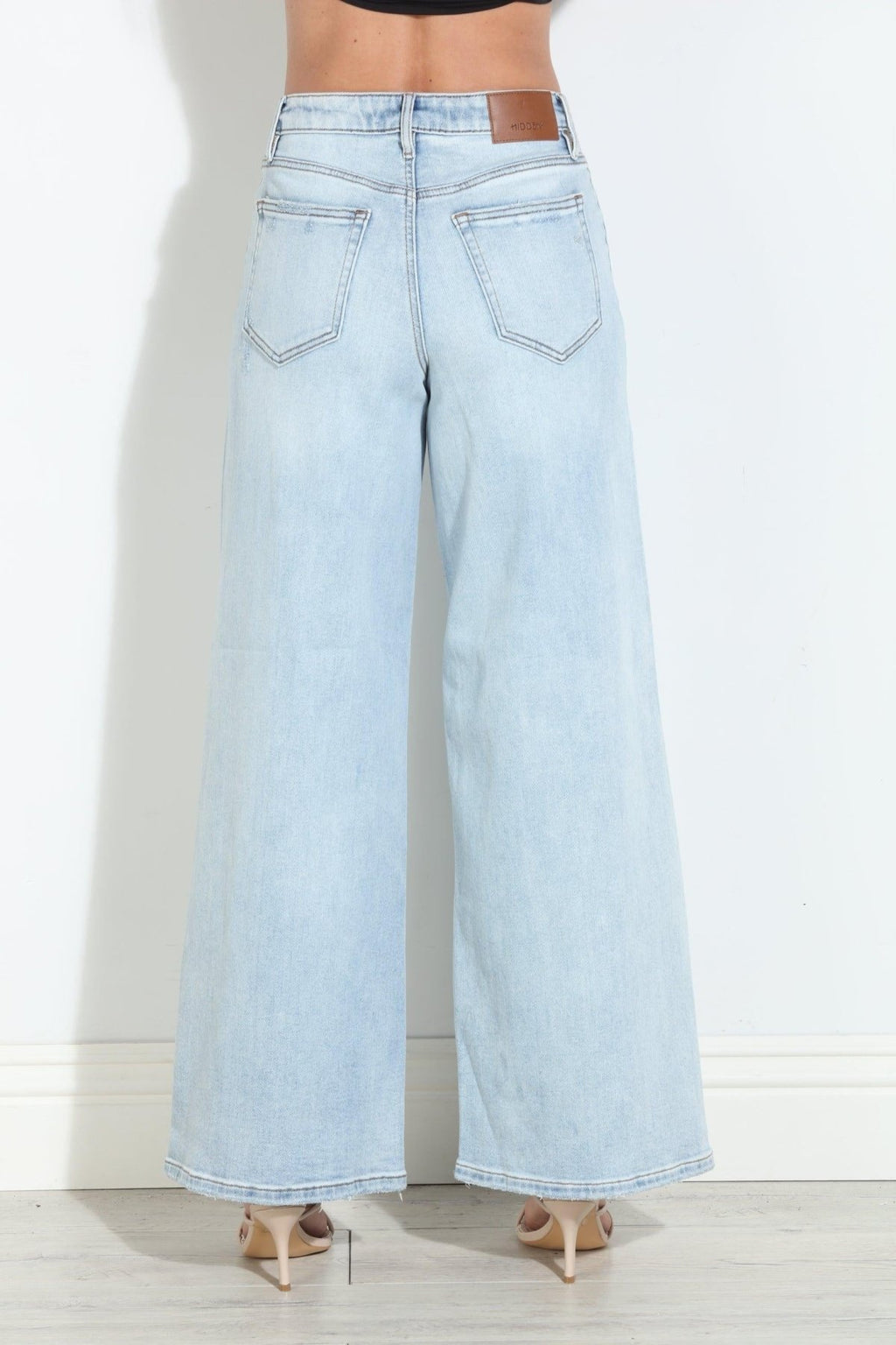 Hidden Jeans Nori High Rise Super Wide Leg- Light Wash