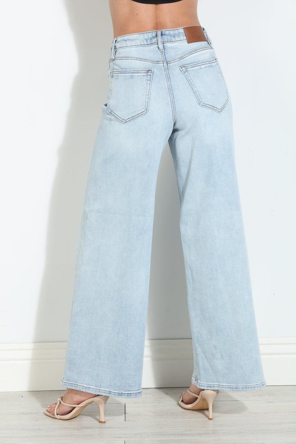 Hidden Jeans Nori High Rise Super Wide Leg- Light Wash