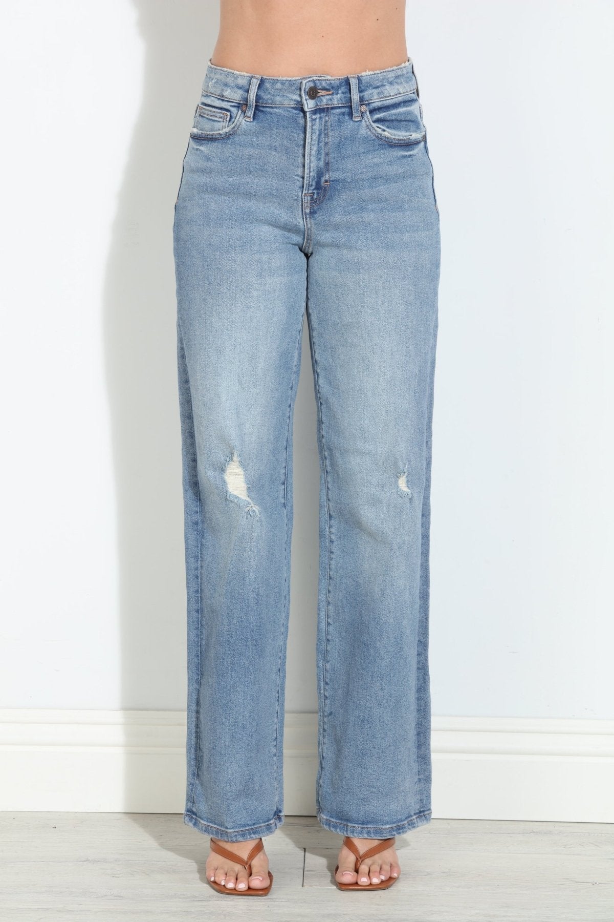 Hidden Jeans Logan Grinded Stretch Dad Jean- Medium Wash