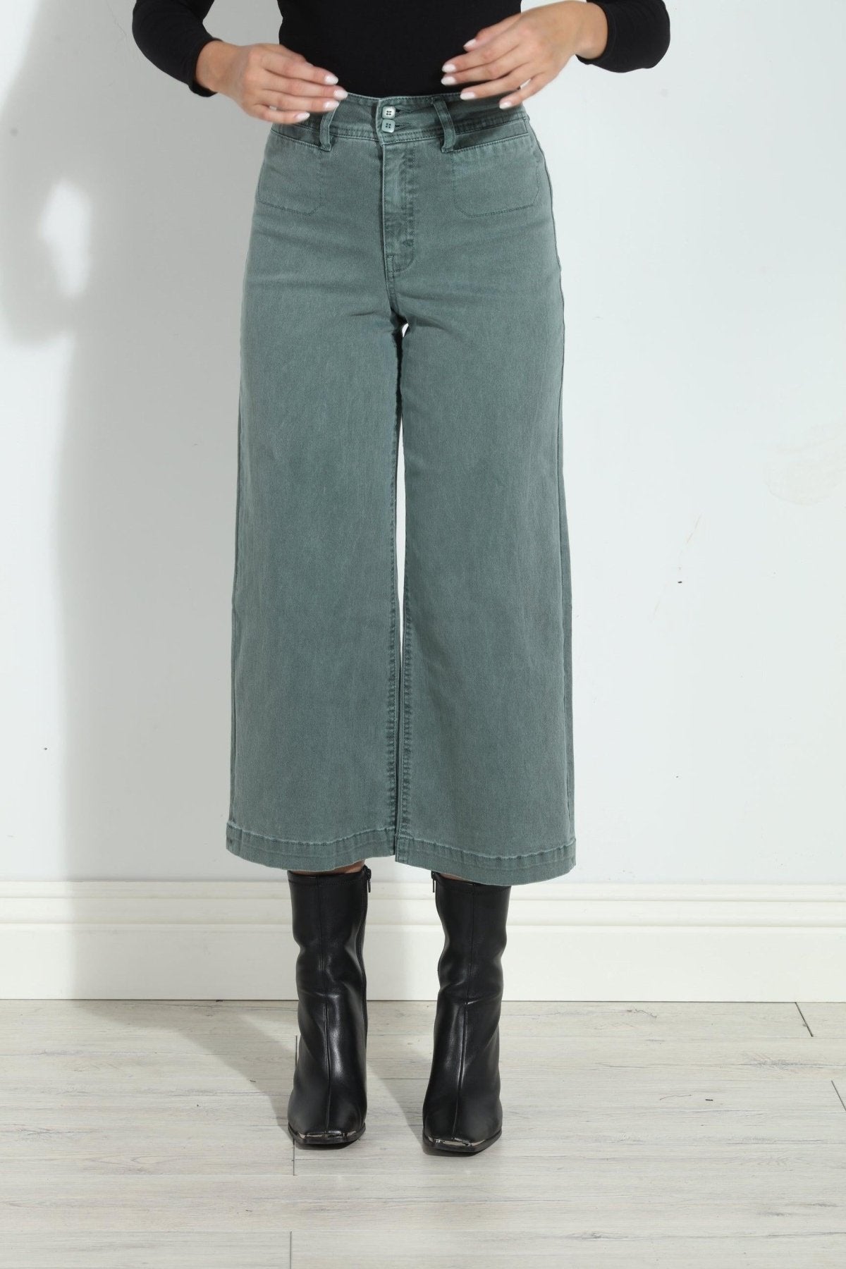 Unpublished Gemma Cropped  Pant- Seawater- FINAL SALE