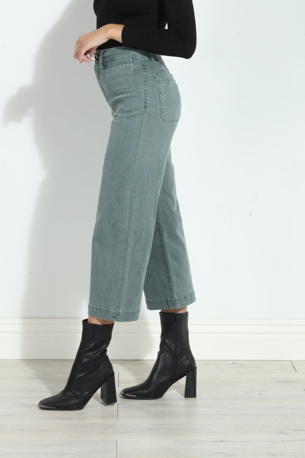Unpublished Gemma Cropped  Pant- Seawater- FINAL SALE