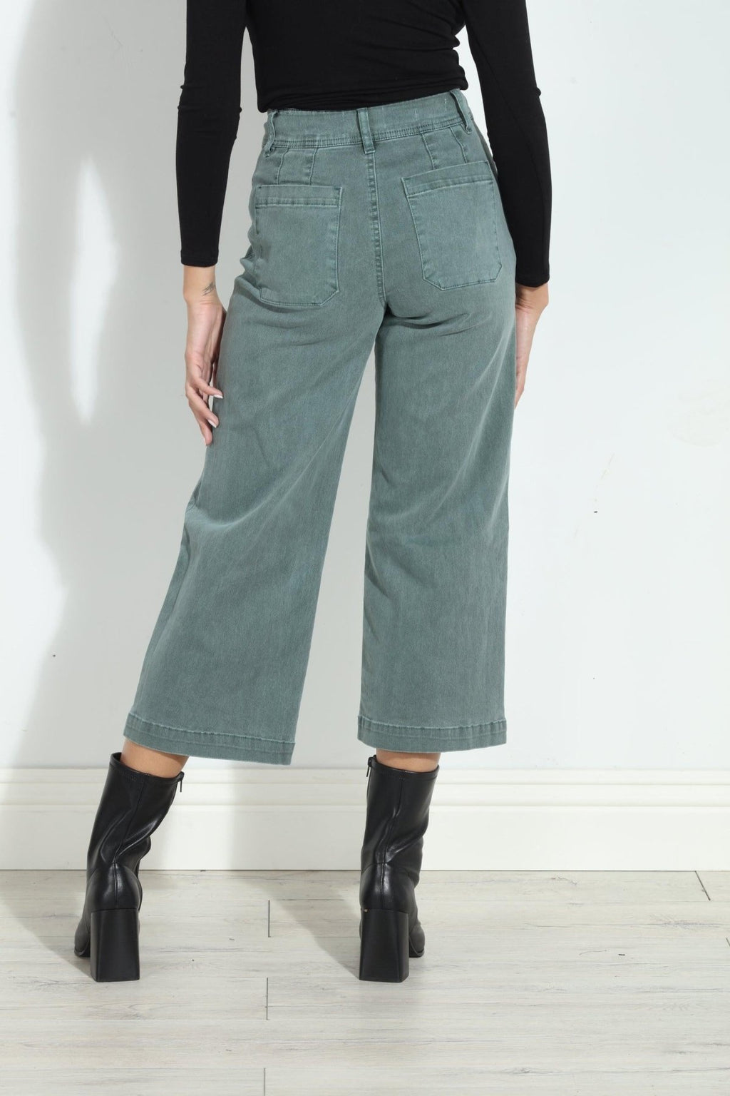 Unpublished Gemma Cropped  Pant- Seawater- FINAL SALE