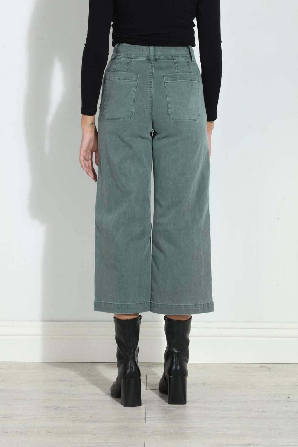 Unpublished Gemma Cropped  Pant- Seawater- FINAL SALE