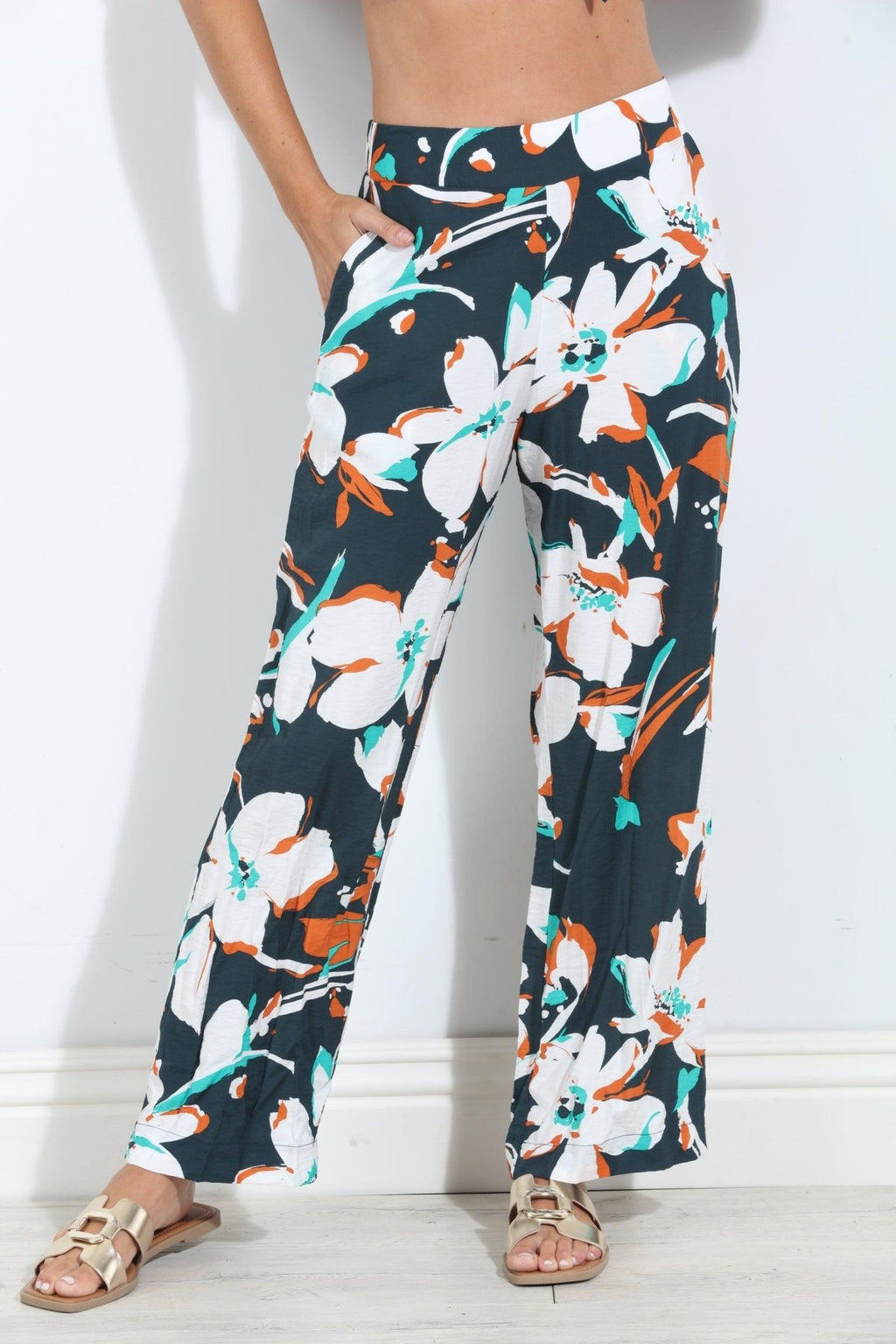 Joelle High Waisted Airflow Woven Pant