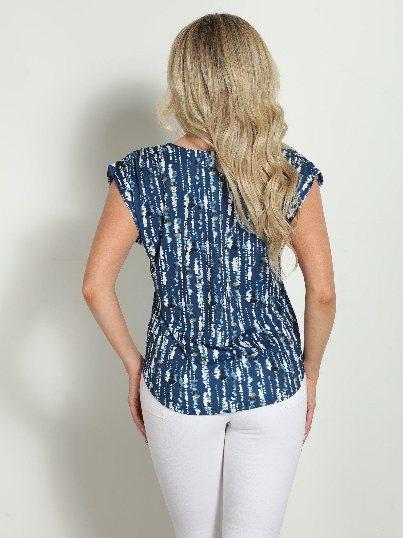 Lyra Stretch Tee-FINAL SALE