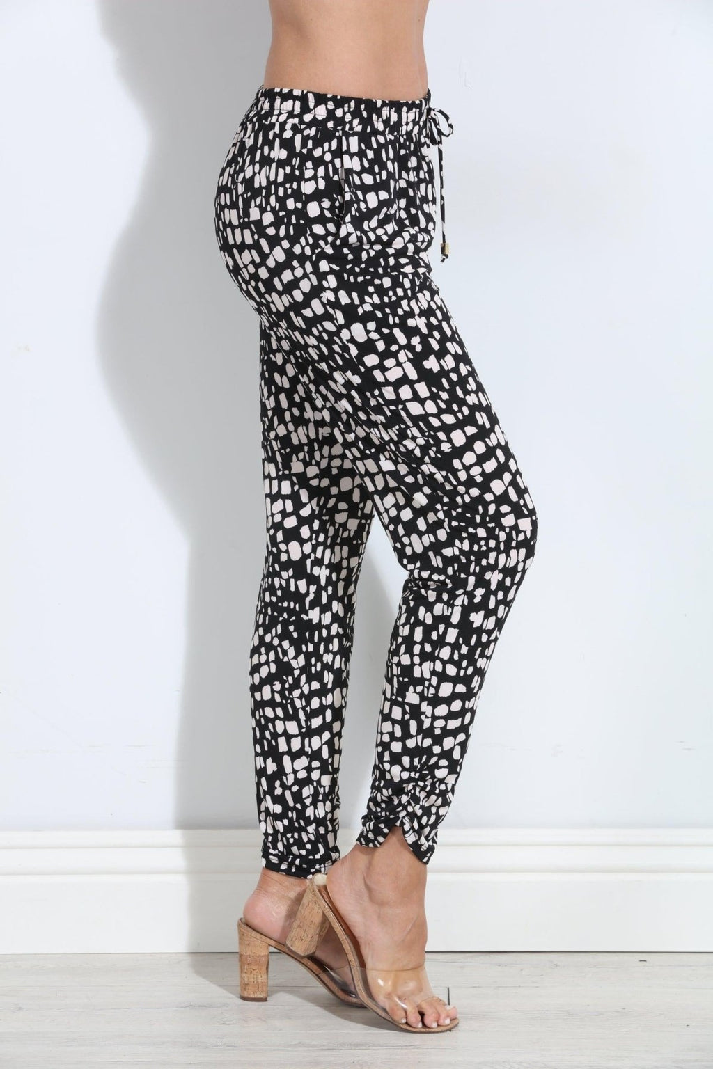 Macyn Stretch Joggers-FINAL SALE