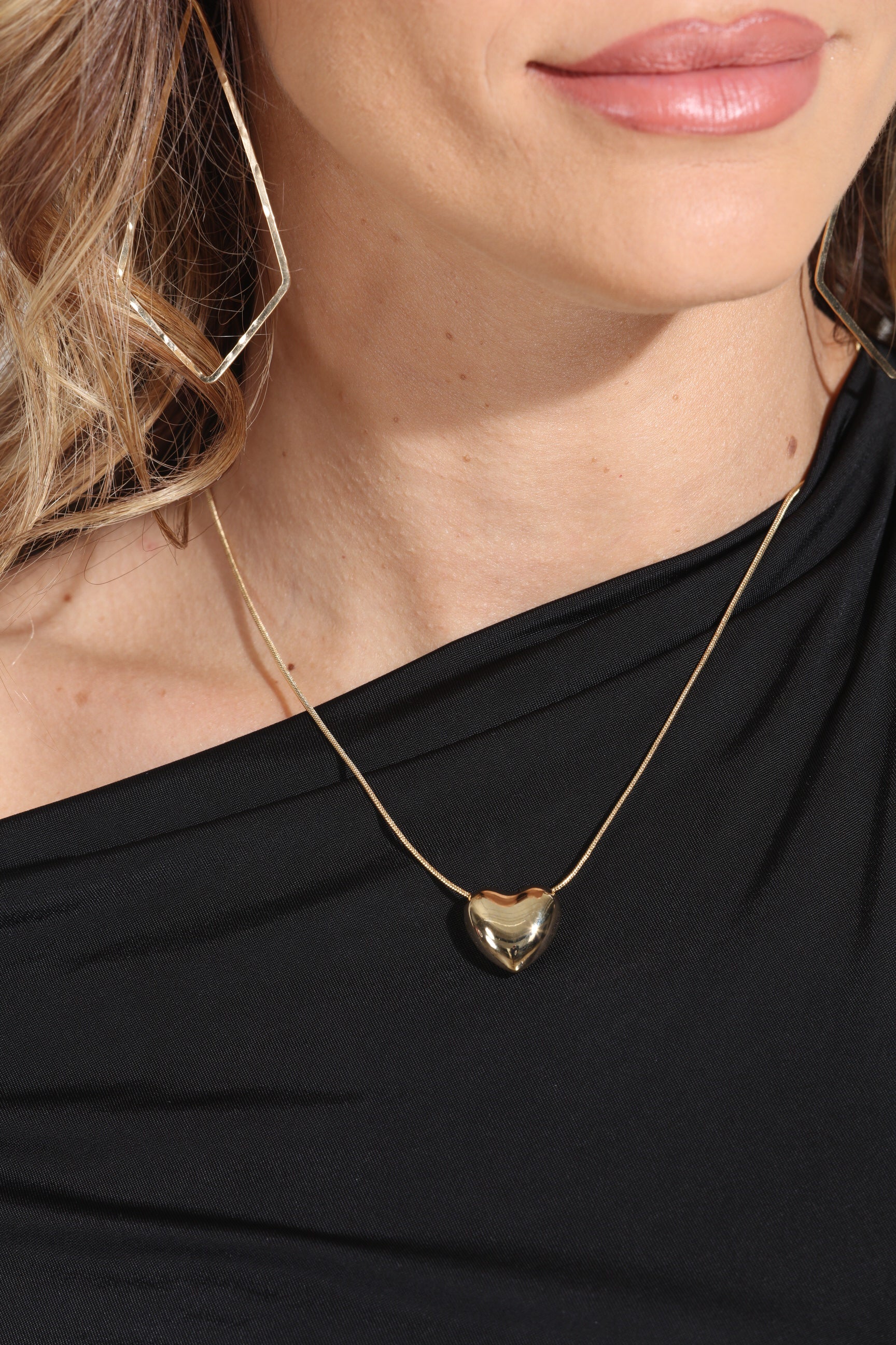 Amor Gold Heart Necklace