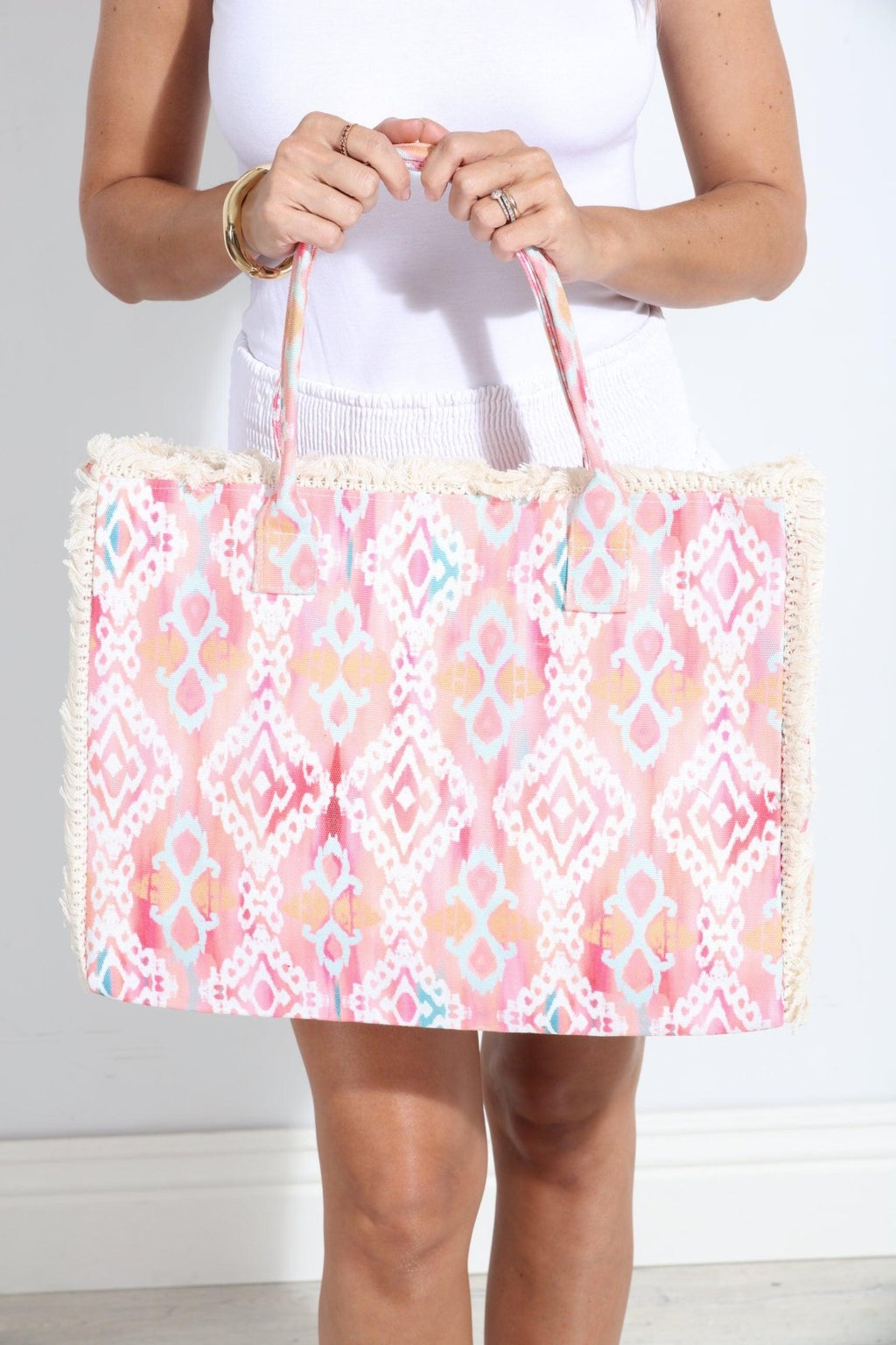 Dahlia Beach Fringe Tote- Coral-FINAL SALE